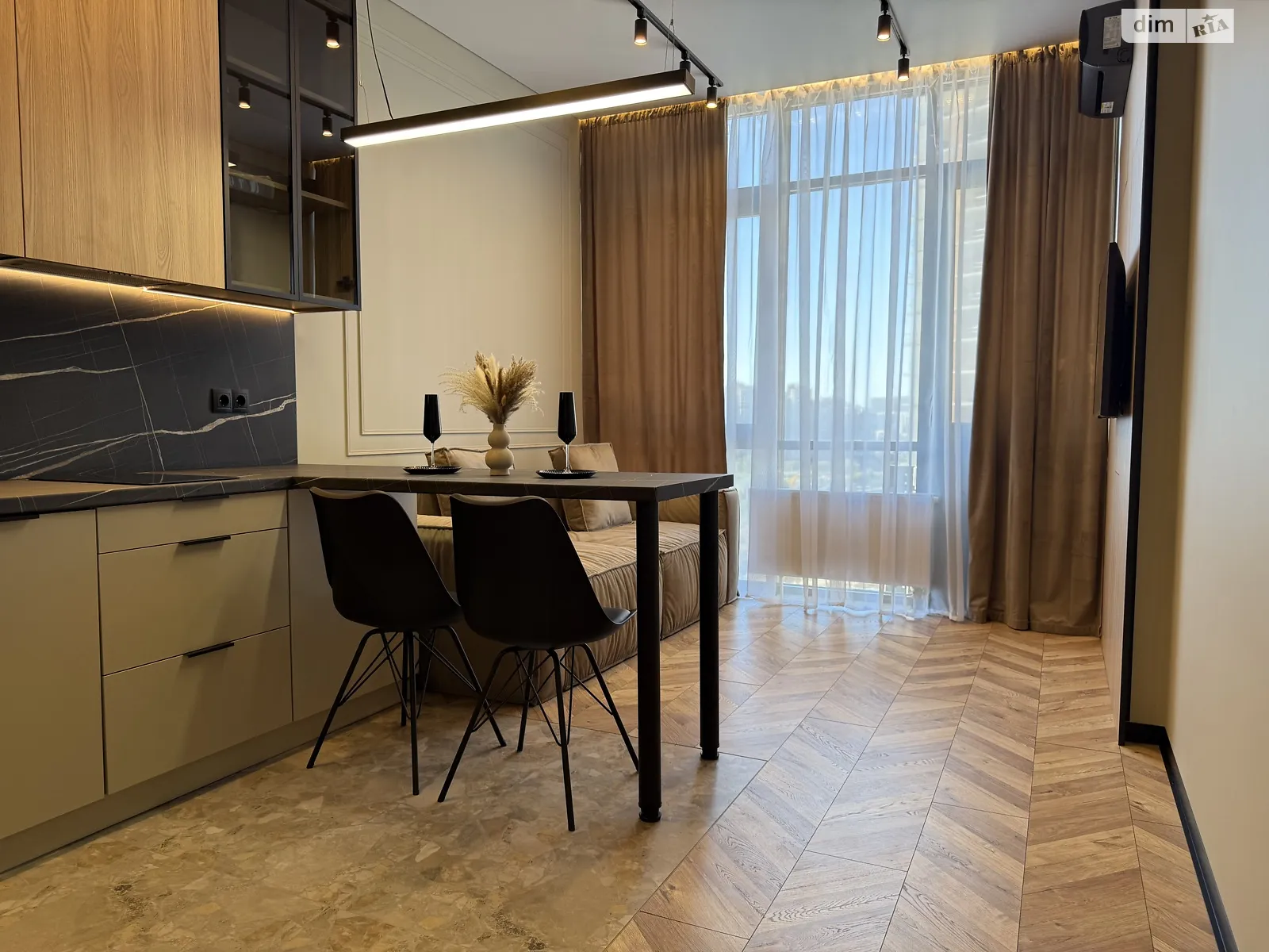 Сдается в аренду 1-комнатная квартира 45 кв. м в Киеве, ул. Андрея Верхогляда(Драгомирова), 19Б - фото 1