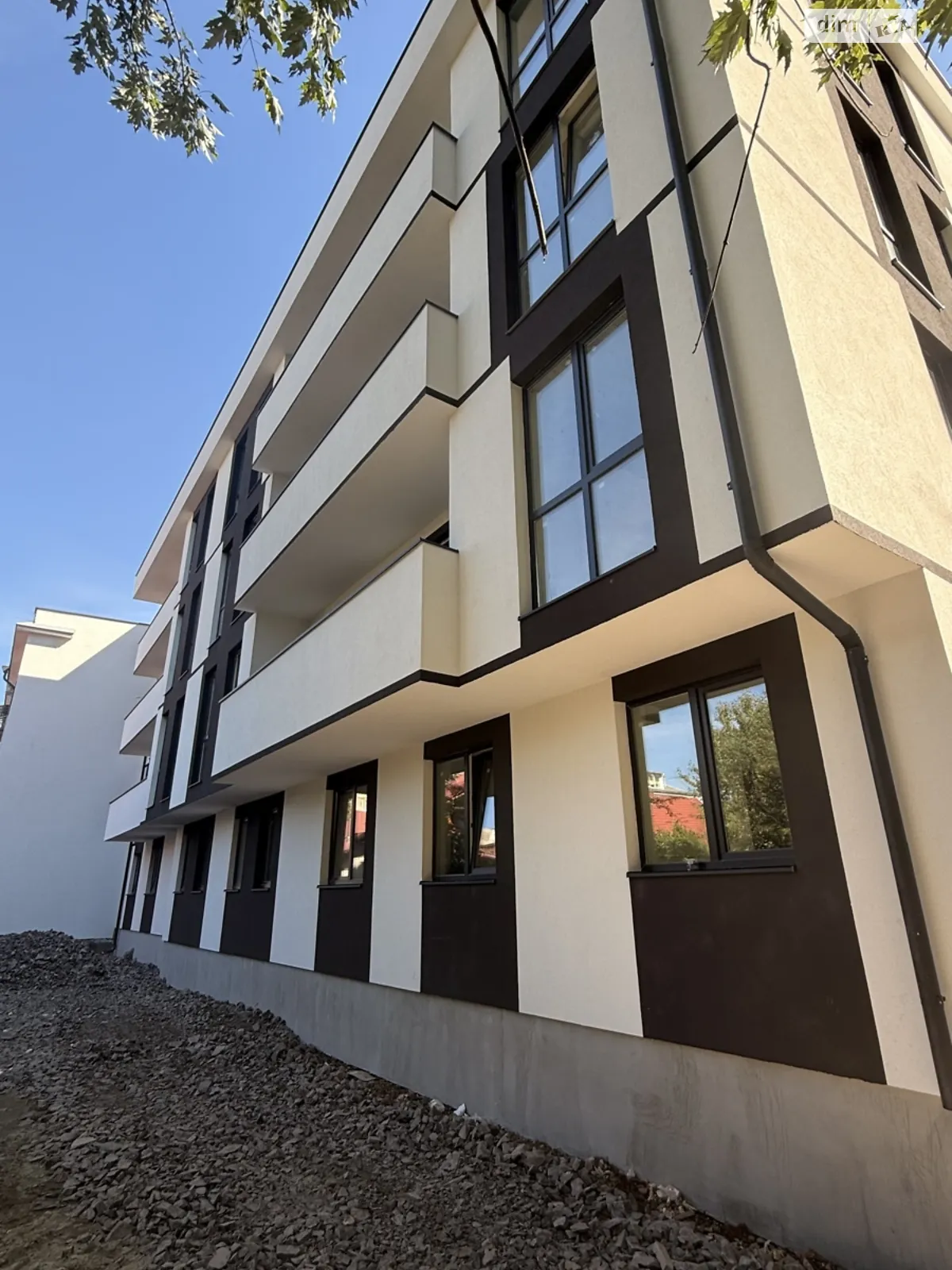 Продается 1-комнатная квартира 32 кв. м в Ужгороде, ул. Франтішека Тихого(Франтішека Тіхого), 11 - фото 1