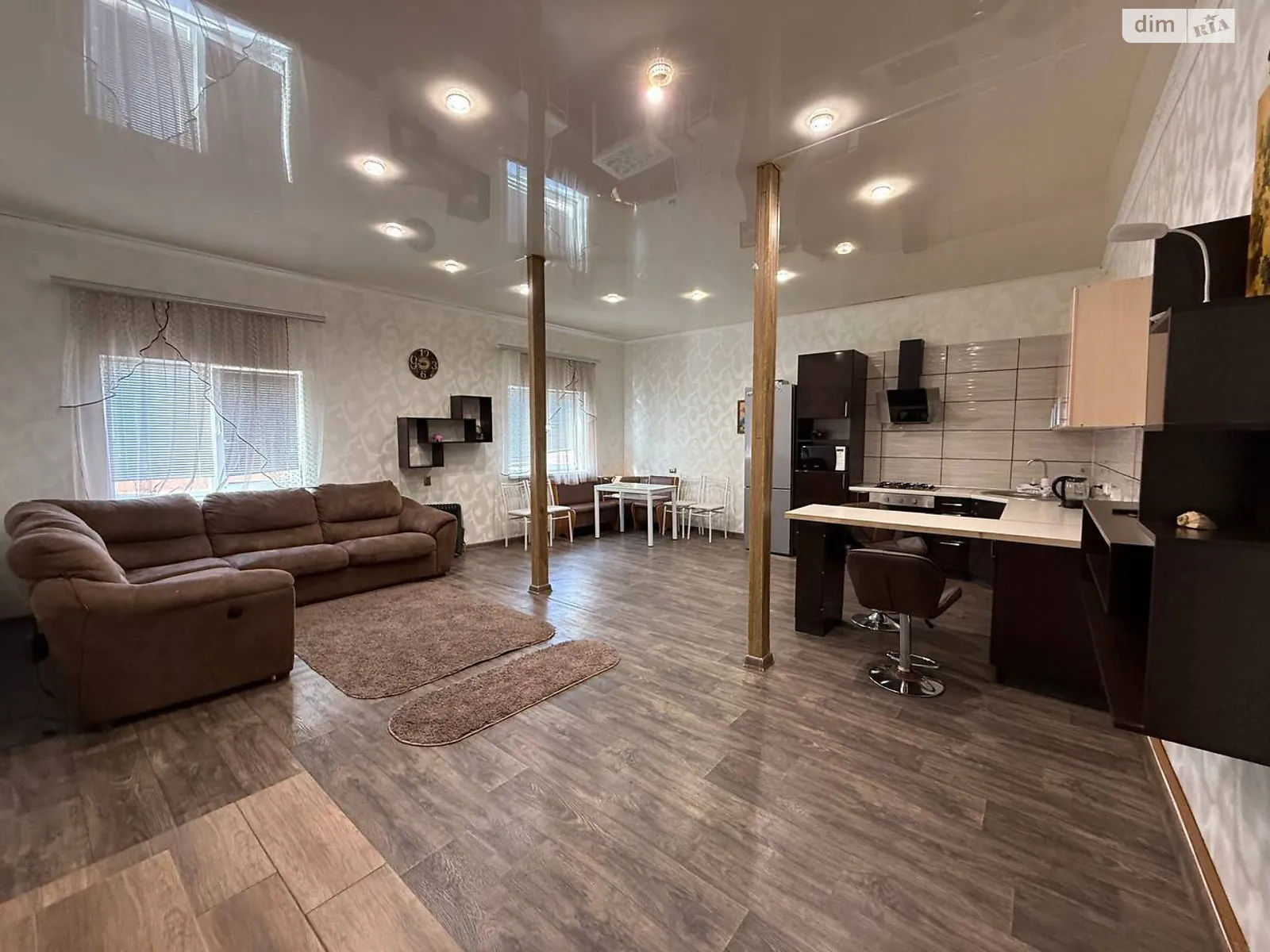 Продается дом на 2 этажа 176.7 кв. м с бассейном, цена: 59500 $ - фото 1