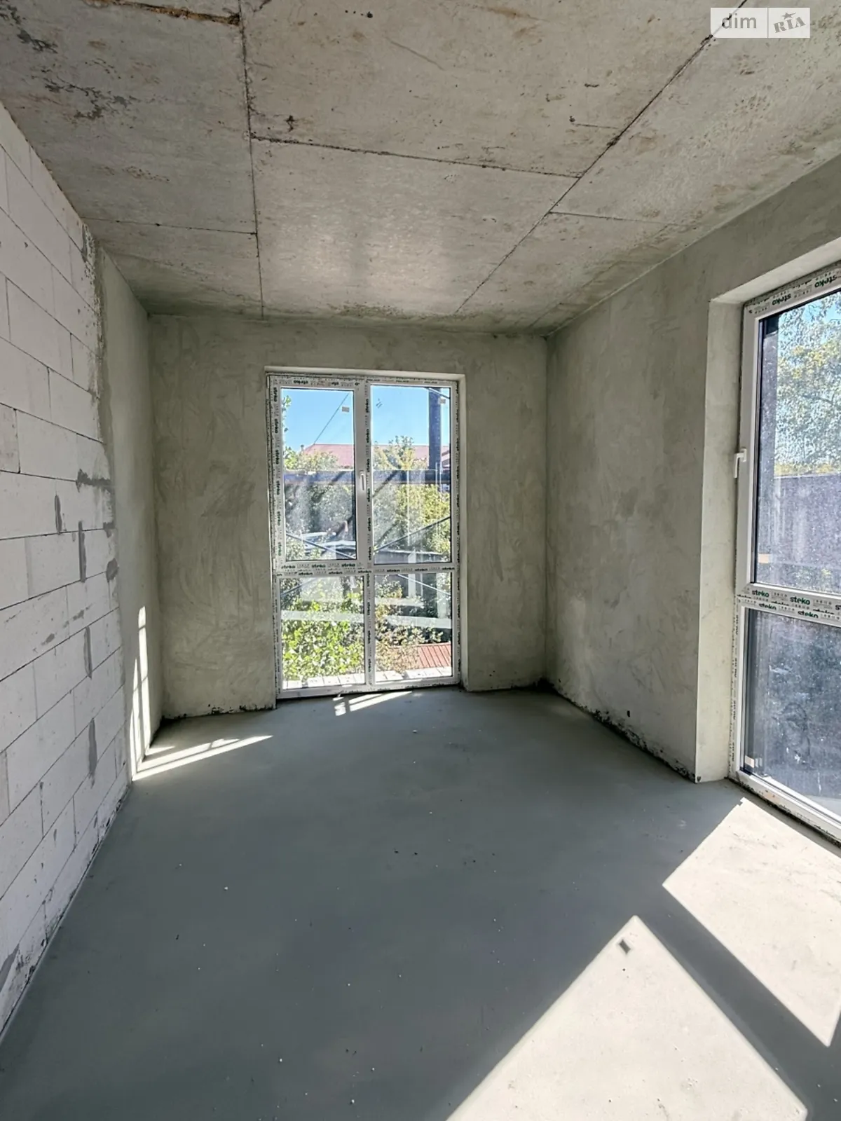 Продается 1-комнатная квартира 39 кв. м в Ужгороде, ул. Франтішека Тихого(Франтішека Тіхого), 11 - фото 1