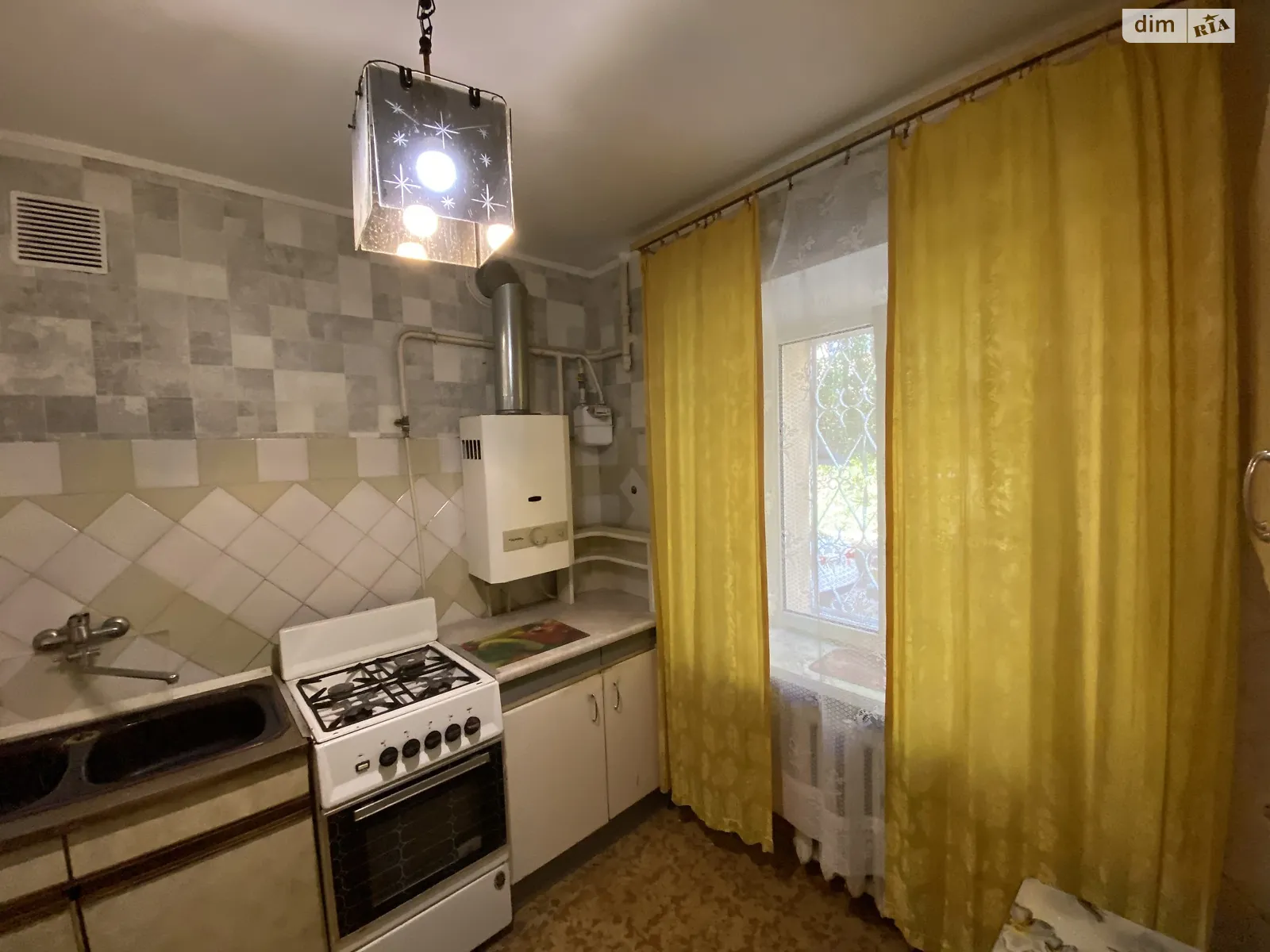 Продается 2-комнатная квартира 42.6 кв. м в Виннице, ул. Кропивницкого - фото 1