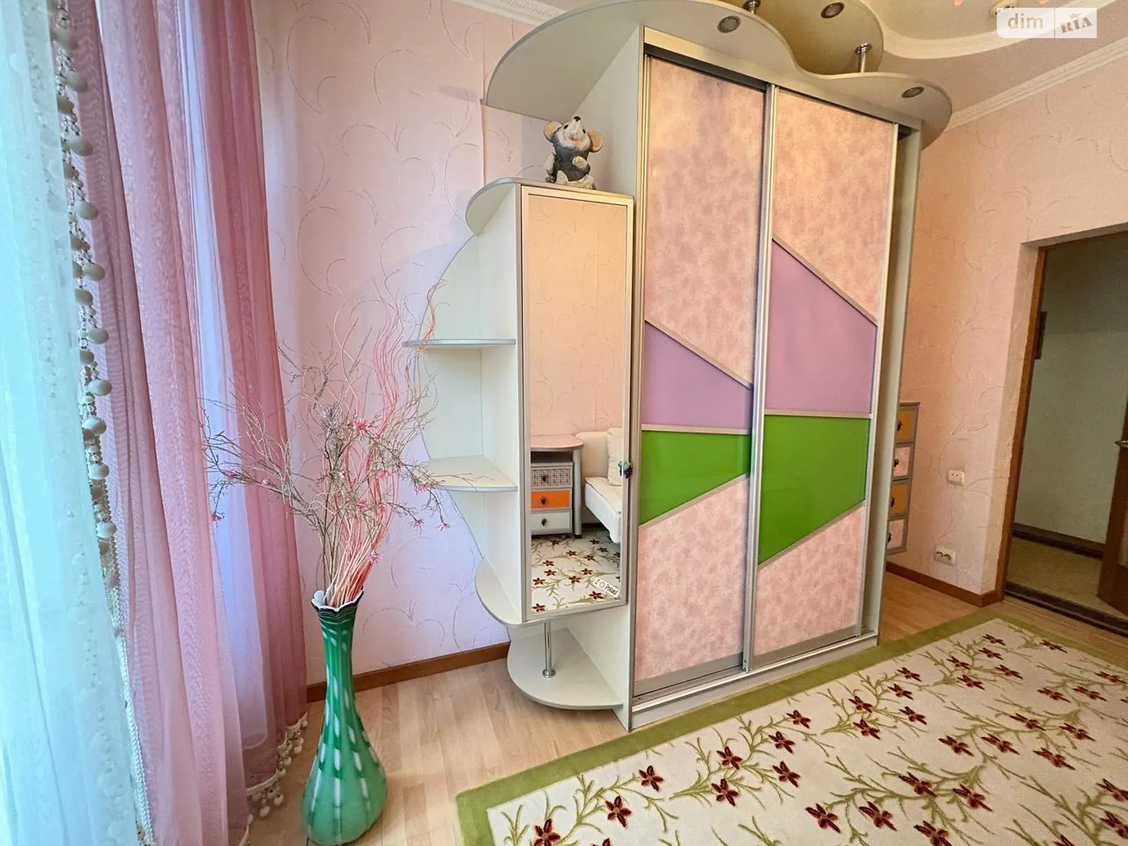 Продается 3-комнатная квартира 132.3 кв. м в Ровно, ул. Петра Могилы, 28 - фото 1