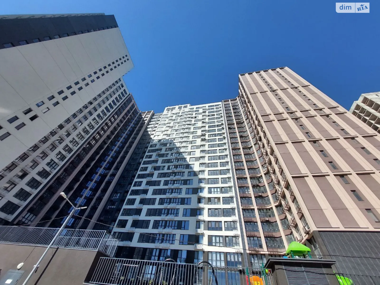 Продается 1-комнатная квартира 50.61 кв. м в Одессе, ул. Ивана Франко, 40 корпус 2 - фото 1