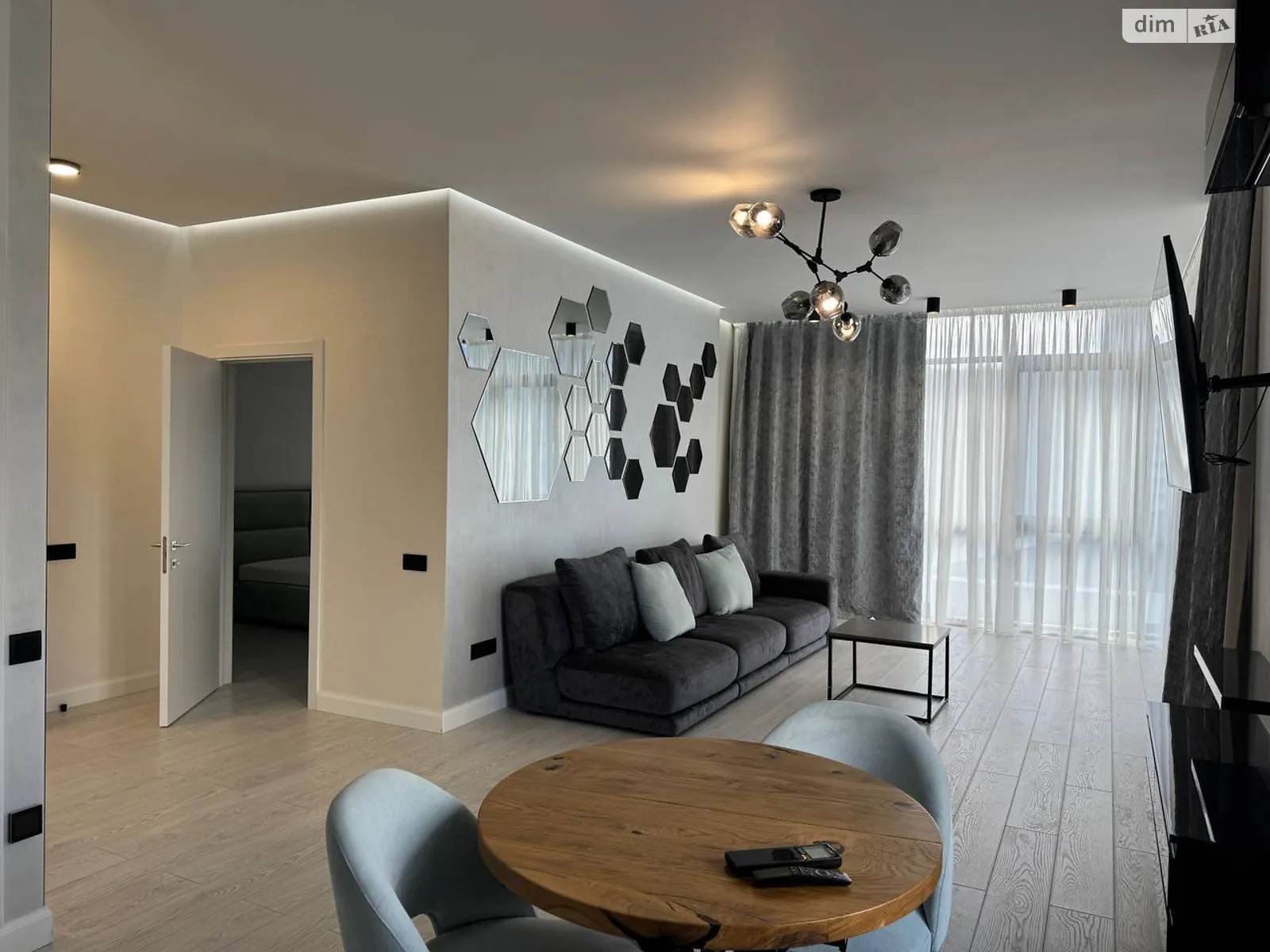 Сдается в аренду 2-комнатная квартира 80 кв. м в Киеве, ул. Андрея Верхогляда(Драгомирова), 11В - фото 1