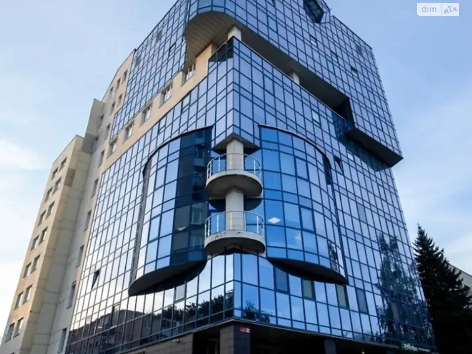Продается офис 644 кв. м в бизнес-центре, цена: 978880 $ - фото 1