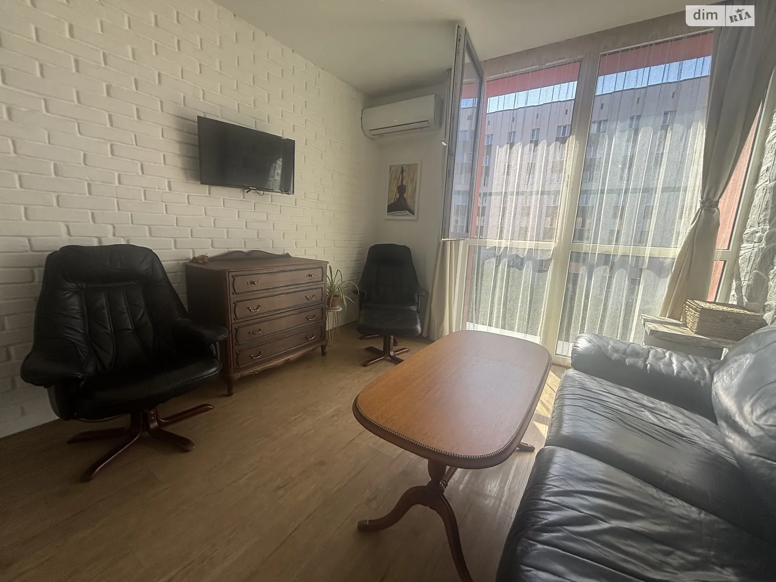 1-комнатная квартира 38 кв. м в Тернополе, ул. Львовская - фото 1