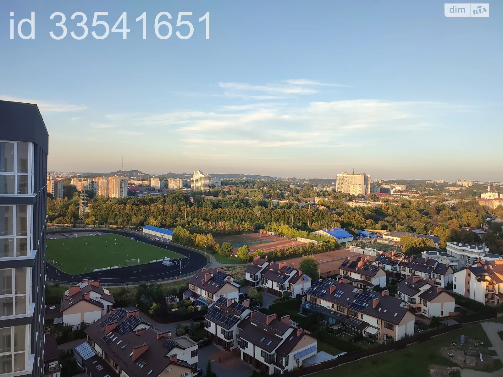 Продается 3-комнатная квартира 99.7 кв. м в Львове, ул. Владимира Великого - фото 1