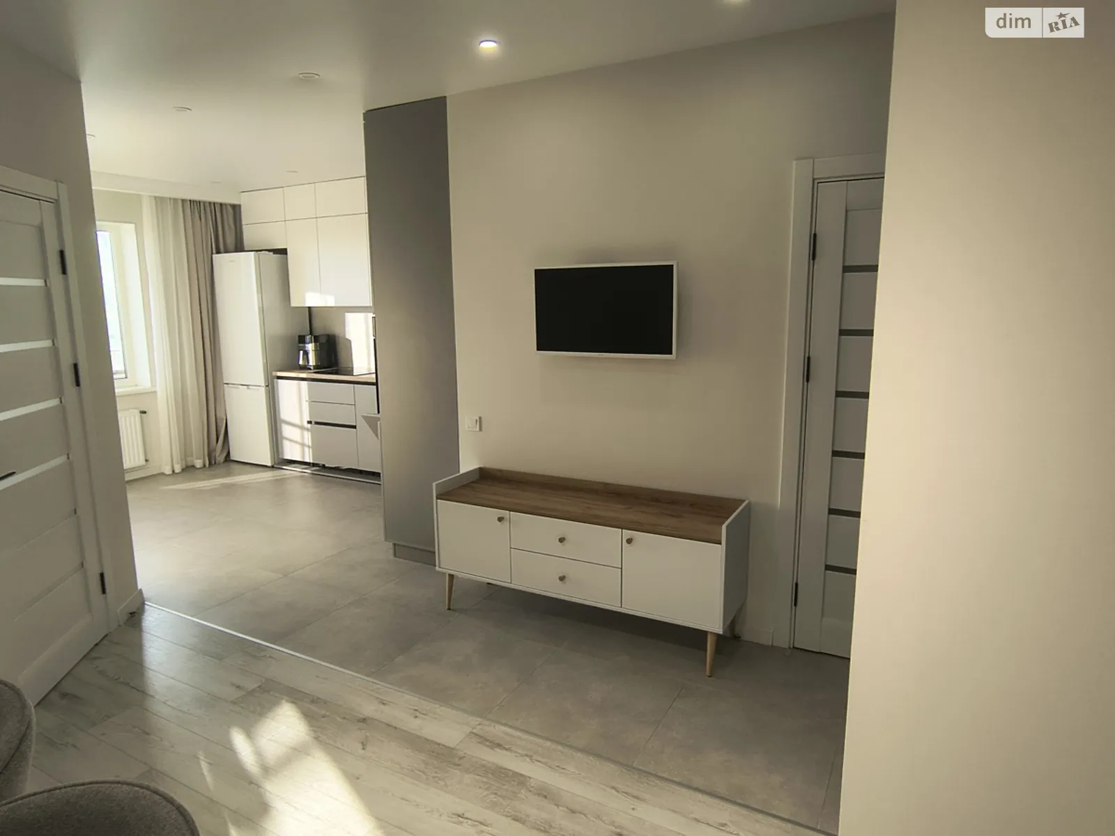 Продається 2-кімнатна квартира 46 кв. м у Одесі, вул. Академіка Сахарова, 3Е - фото 1