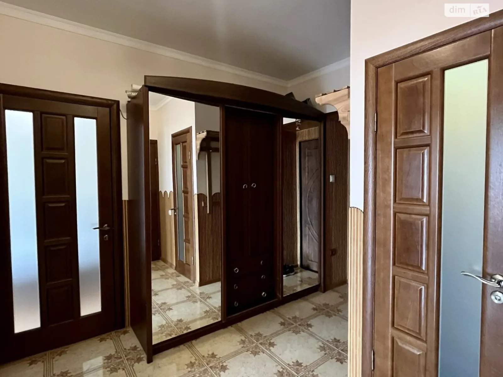 Продается 2-комнатная квартира 60.5 кв. м в Ивано-Франковске, ул. Национальной Гвардии - фото 1