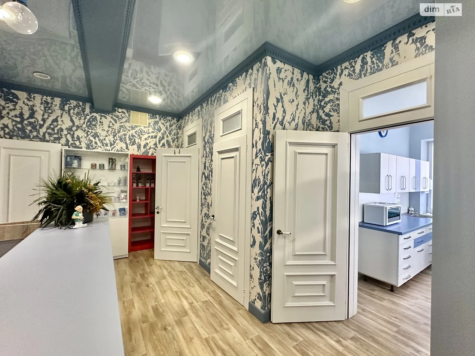 Продается помещения свободного назначения 70.1 кв. м в 4-этажном здании, цена: 84000 $ - фото 1