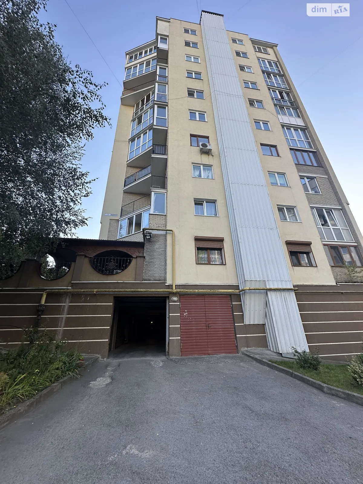 Продается подземный паркинг под легковое авто на 15.4 кв. м, цена: 13000 $ - фото 1