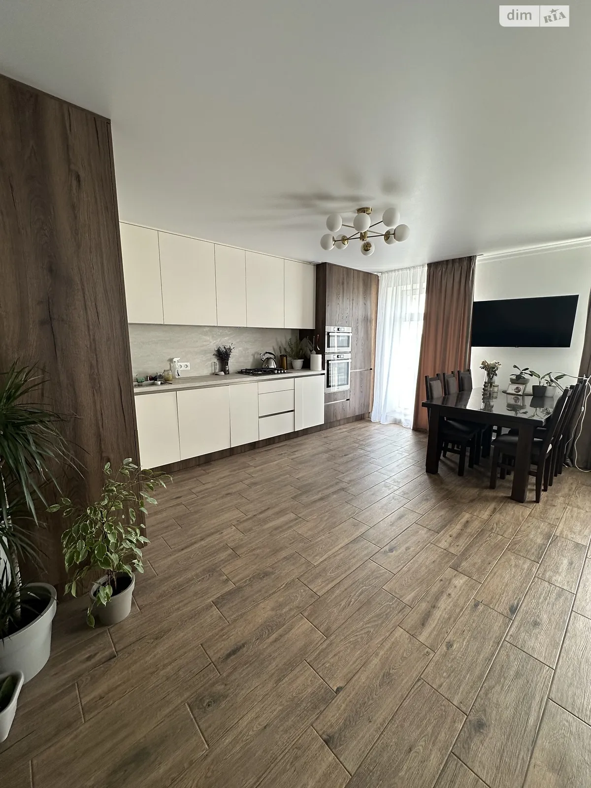 2-комнатная квартира 83.7 кв. м в Тернополе, ул. Микулинецкая, 116П - фото 1