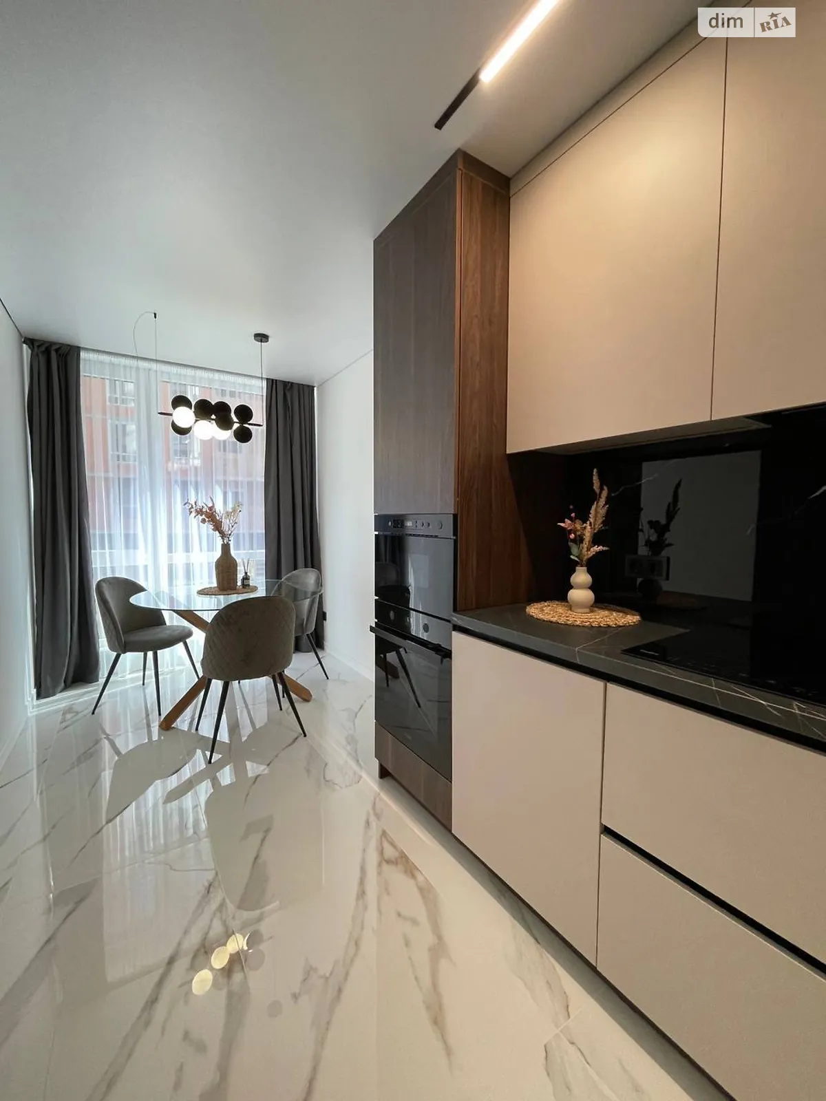 Здається в оренду 1-кімнатна квартира 41 кв. м у Івано-Франківську, вул. Левицького Романа, 34 - фото 1