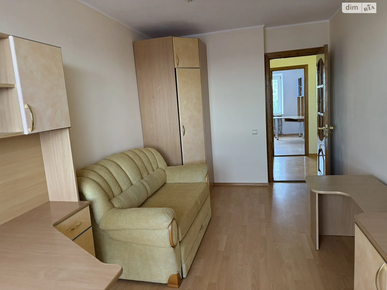 Продается 3-комнатная квартира 68.2 кв. м в Хмельницком, ул. Победы - фото 1