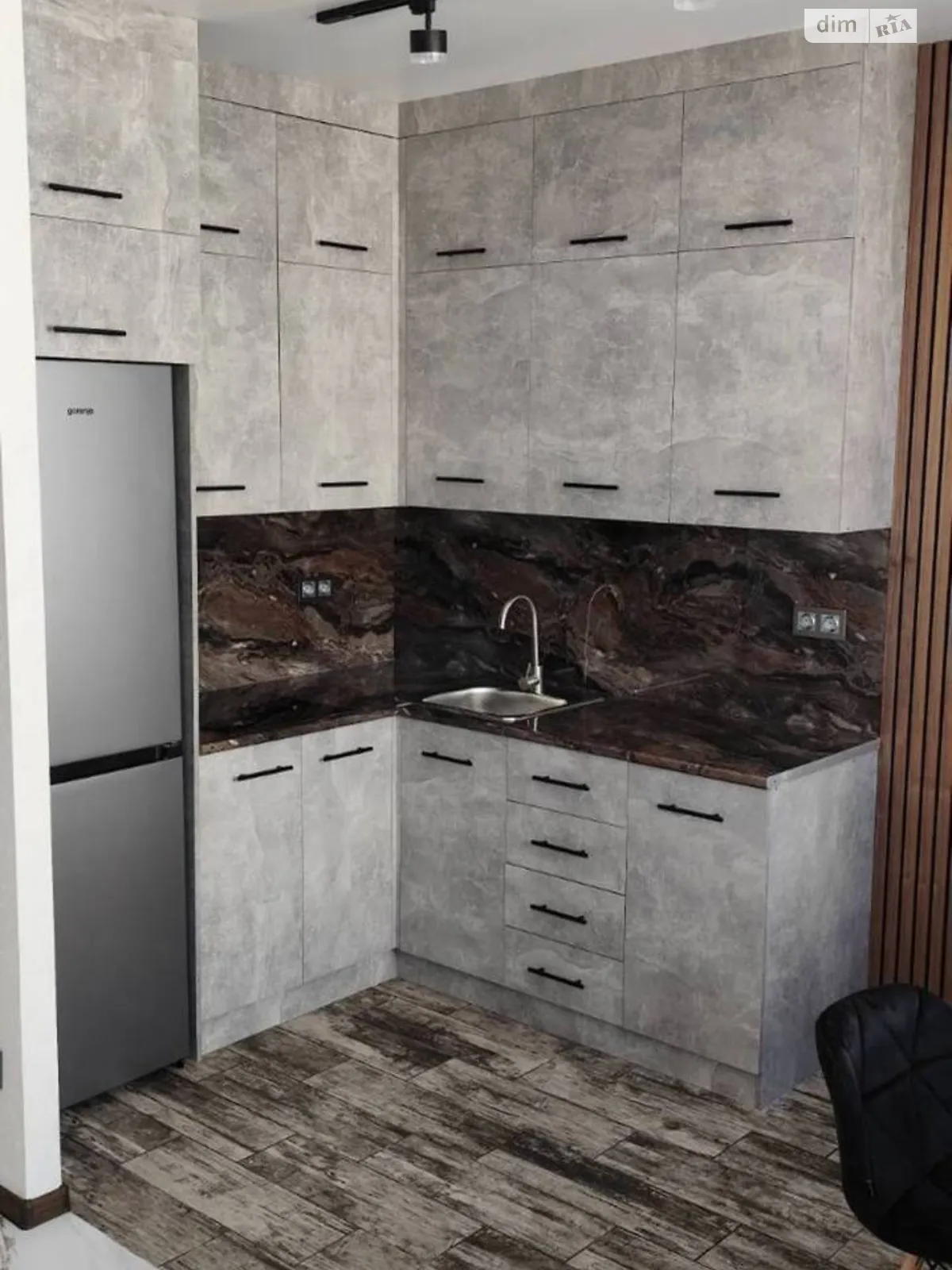 Продається 1-кімнатна квартира 30 кв. м у Лиманці, вул. Академіка Вільямса, 95 - фото 1