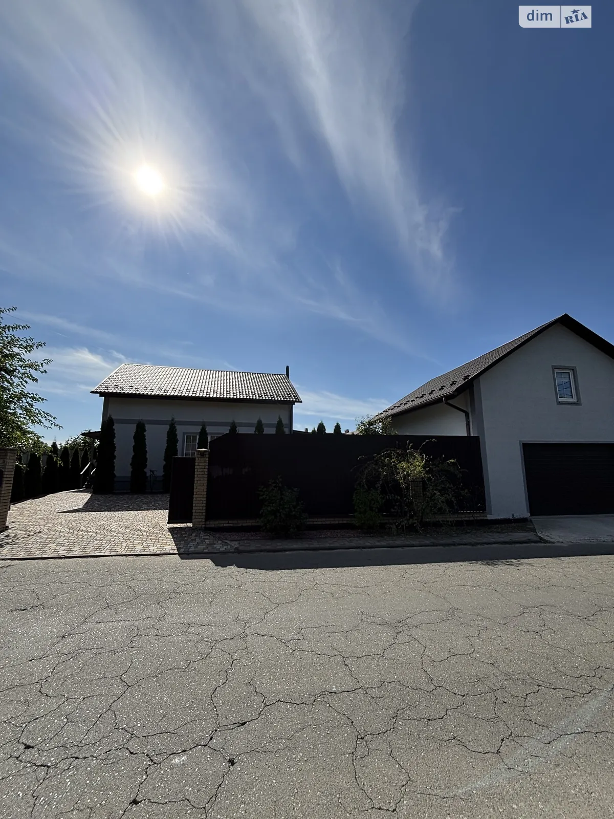 Продается дом на 2 этажа 161 кв. м с мебелью, цена: 270000 $ - фото 1