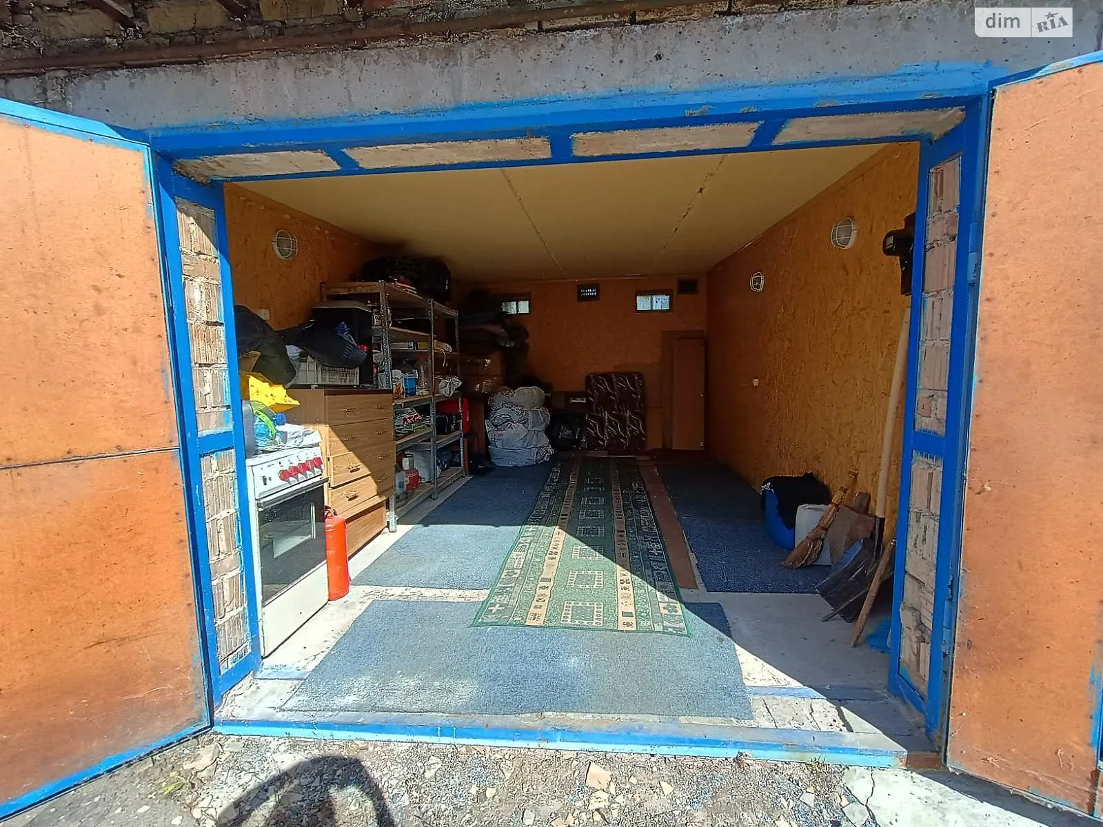 Продается отдельно стоящий гараж под легковое авто на 35 кв. м, цена: 15000 $ - фото 1