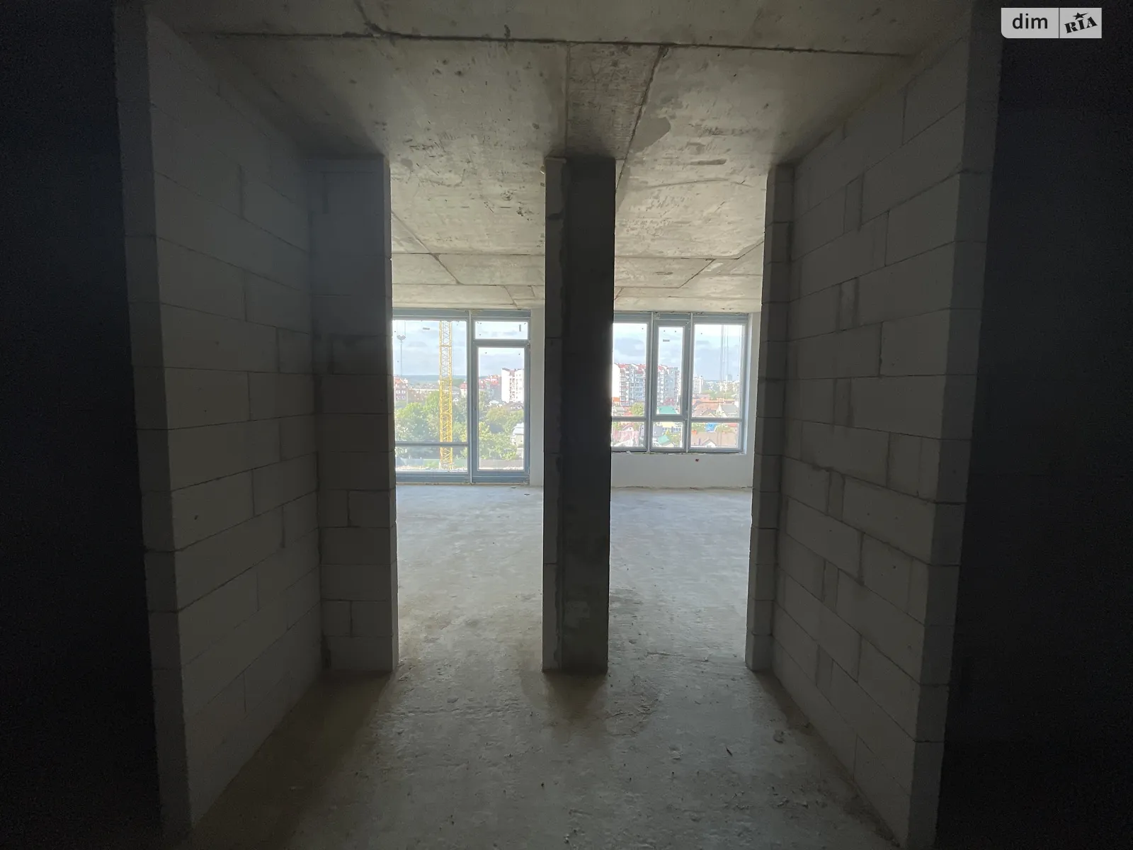 Продається 1-кімнатна квартира 45 кв. м у Івано-Франківську, вул. Юліана Пелеша(Крайківського) - фото 1