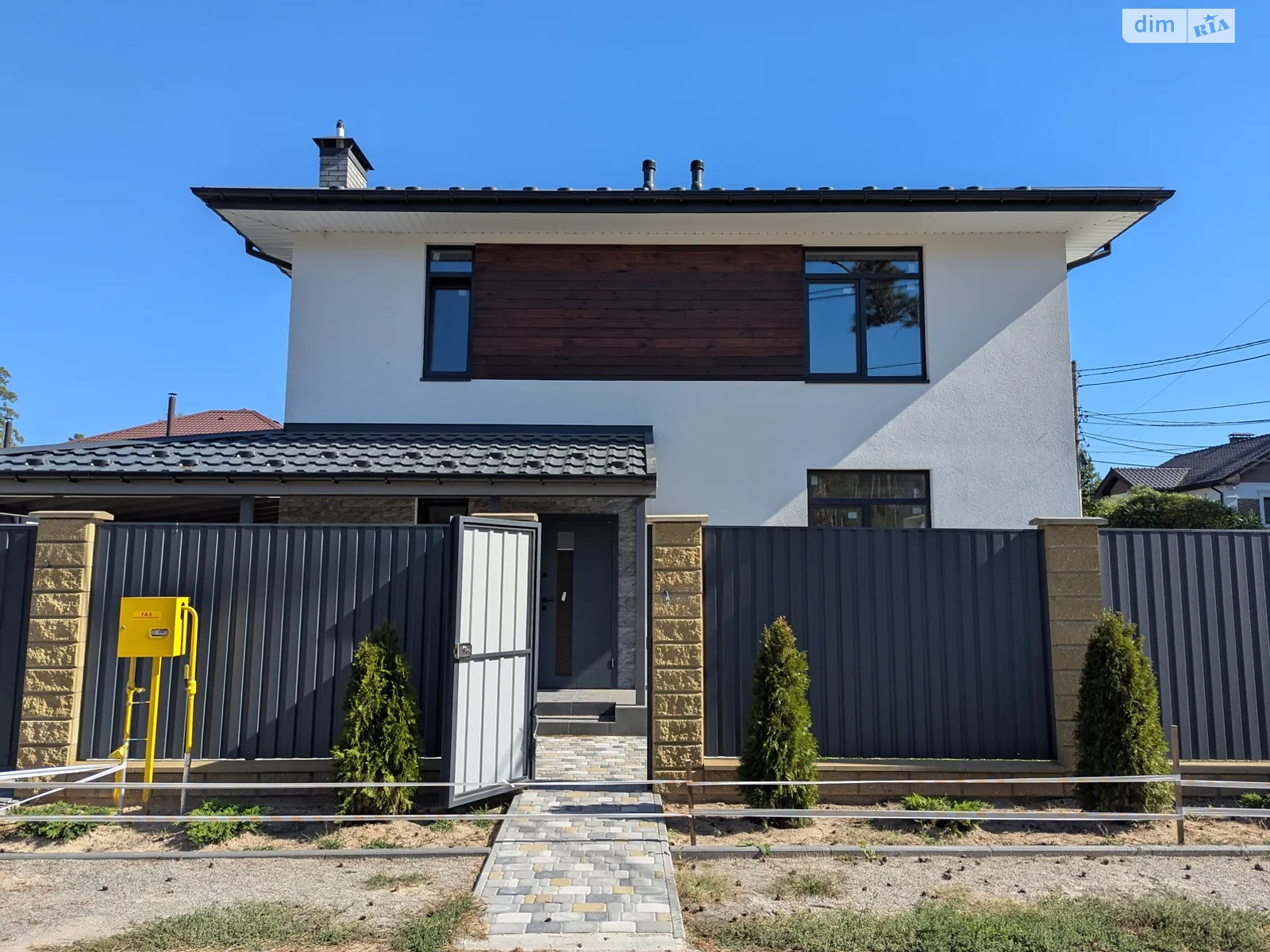 Продается дом на 2 этажа 150 кв. м с участком, цена: 170000 $ - фото 1