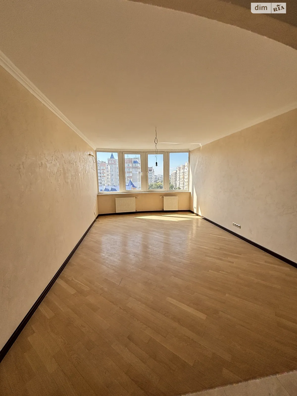 Продается 3-комнатная квартира 154.6 кв. м в Виннице, ул. Зодчих - фото 1