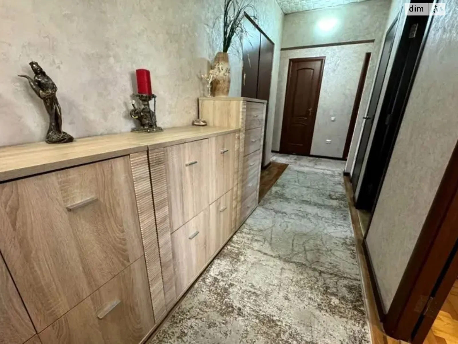 3-комнатная квартира 64.2 кв. м в Тернополе, просп. Злуки - фото 1