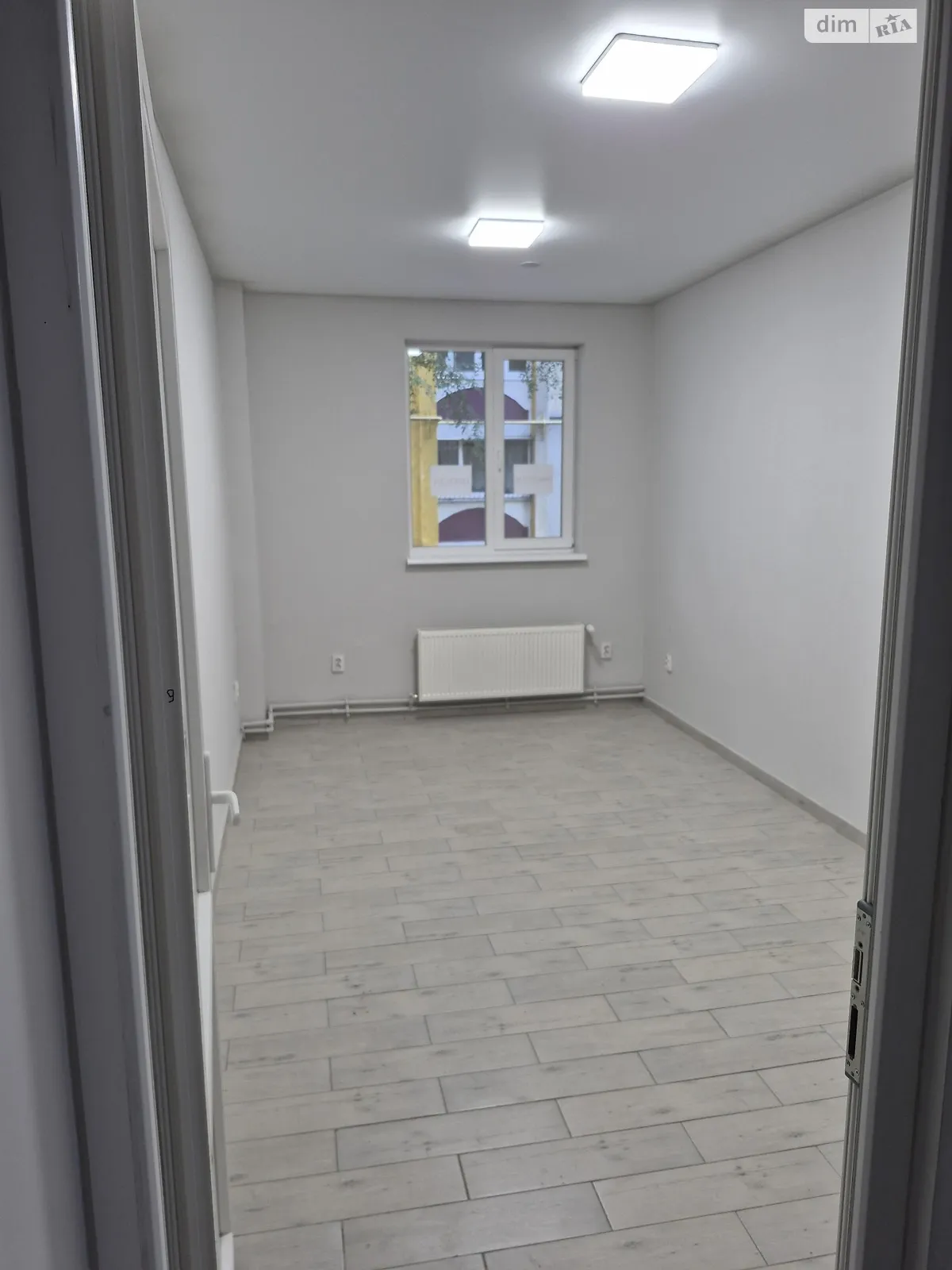 Здається в оренду офіс 15.1 кв. м в бізнес-центрі, цена: 4700 грн - фото 1