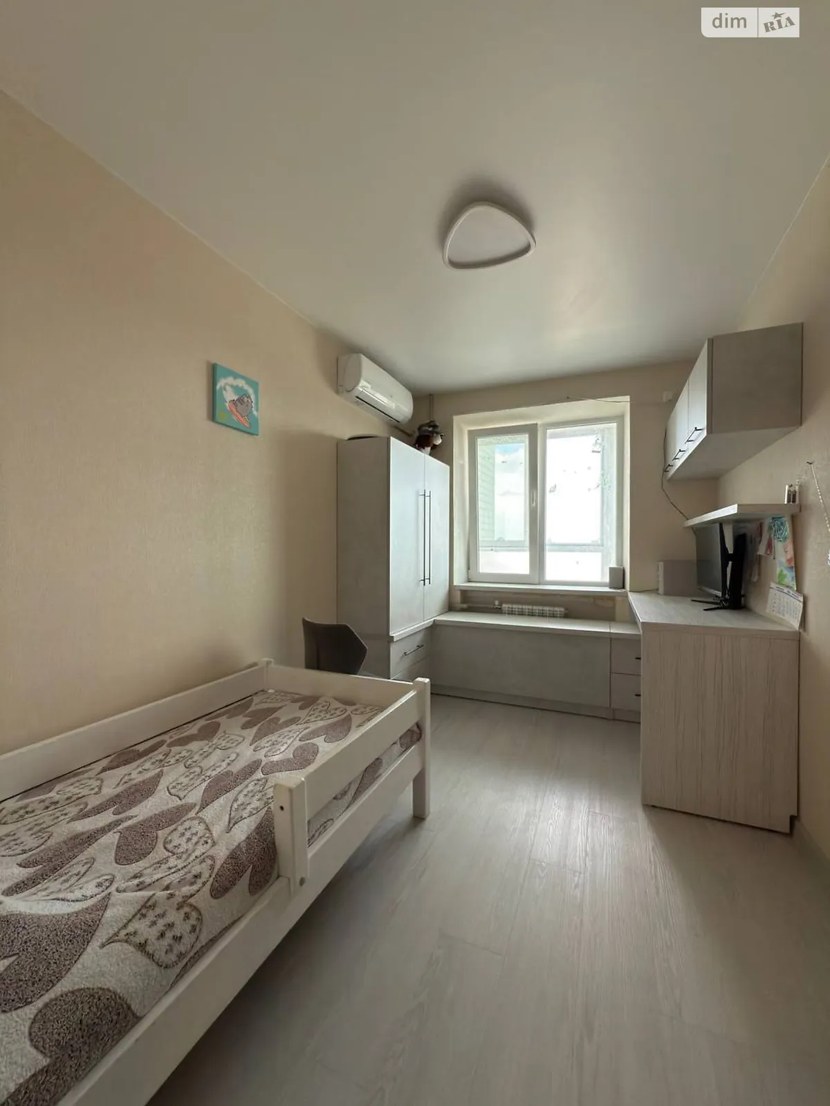 Продается 3-комнатная квартира 63.4 кв. м в Днепре, ул. Василия Бабенко(Пушкина (Амур-Нижнеднепровский)), 26 - фото 1