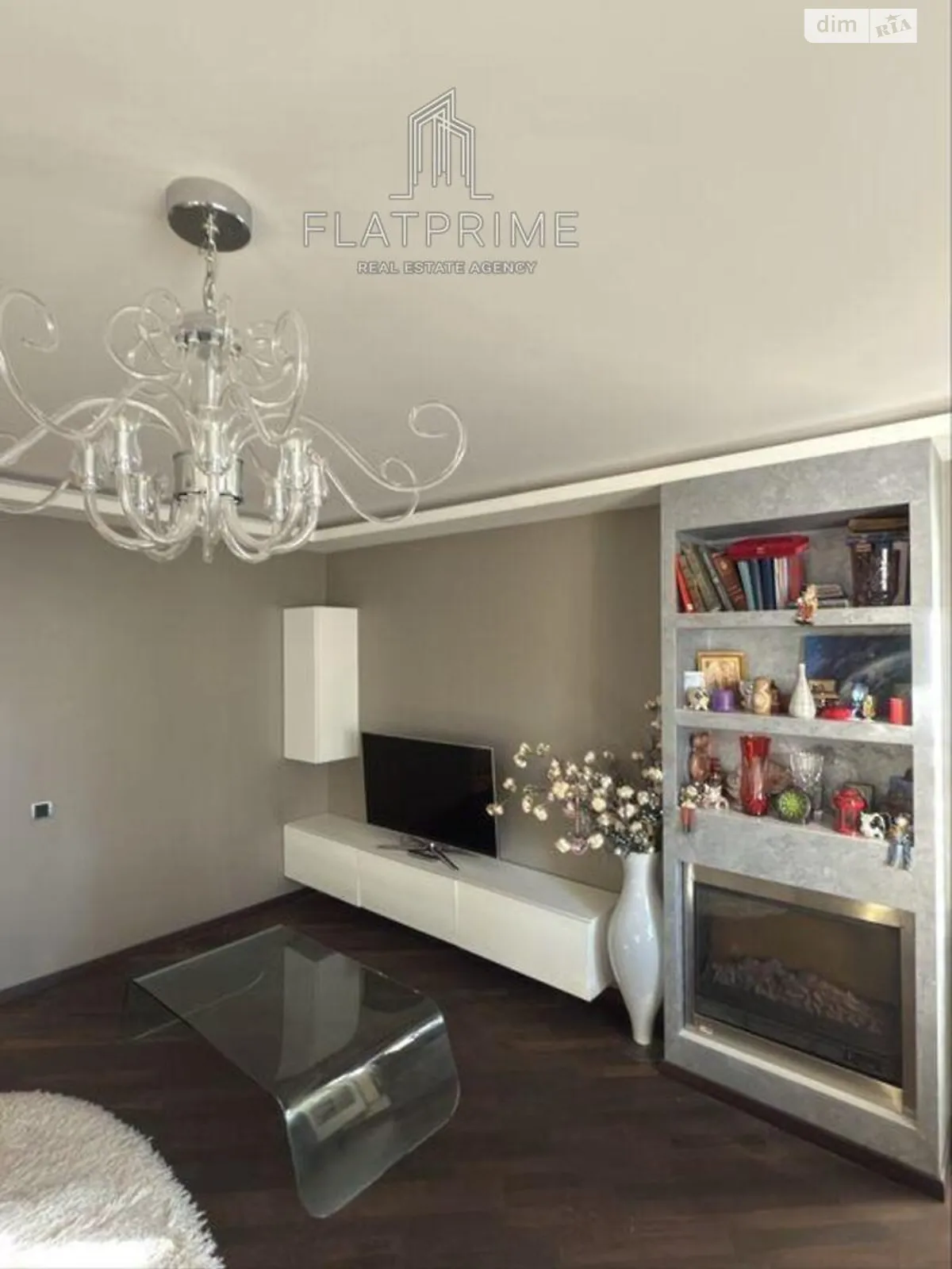 Продається 2-кімнатна квартира 72.7 кв. м у Києві, бул. Дарницький, 8 - фото 1