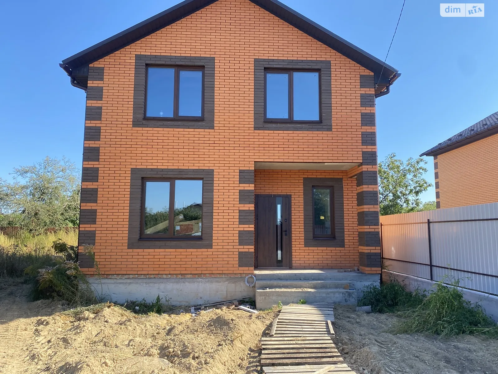 Продается дом на 2 этажа 120 кв. м с баней/сауной, цена: 85000 $ - фото 1