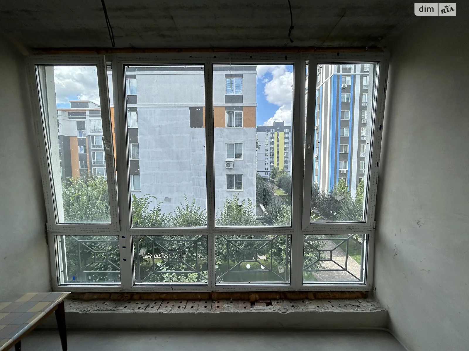 Продается 1-комнатная квартира 43.8 кв. м в Ирпене, ул. Родниковая, 6 - фото 1