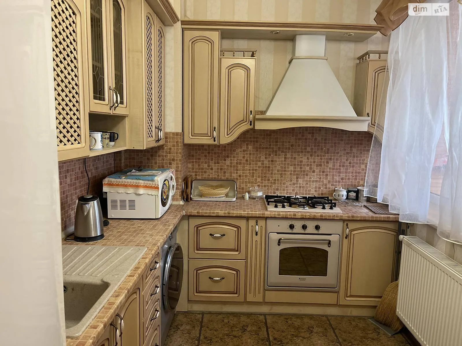 3-комнатная квартира 100 кв. м в Тернополе, ул. Полковника Данила Нечая - фото 1