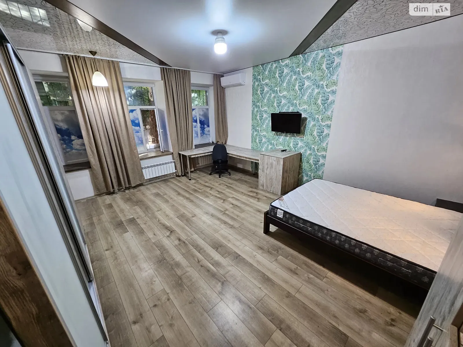 Сдается в аренду 1-комнатная квартира 40 кв. м в Днепре, ул. Сечевых стрельцов, 23Б - фото 1