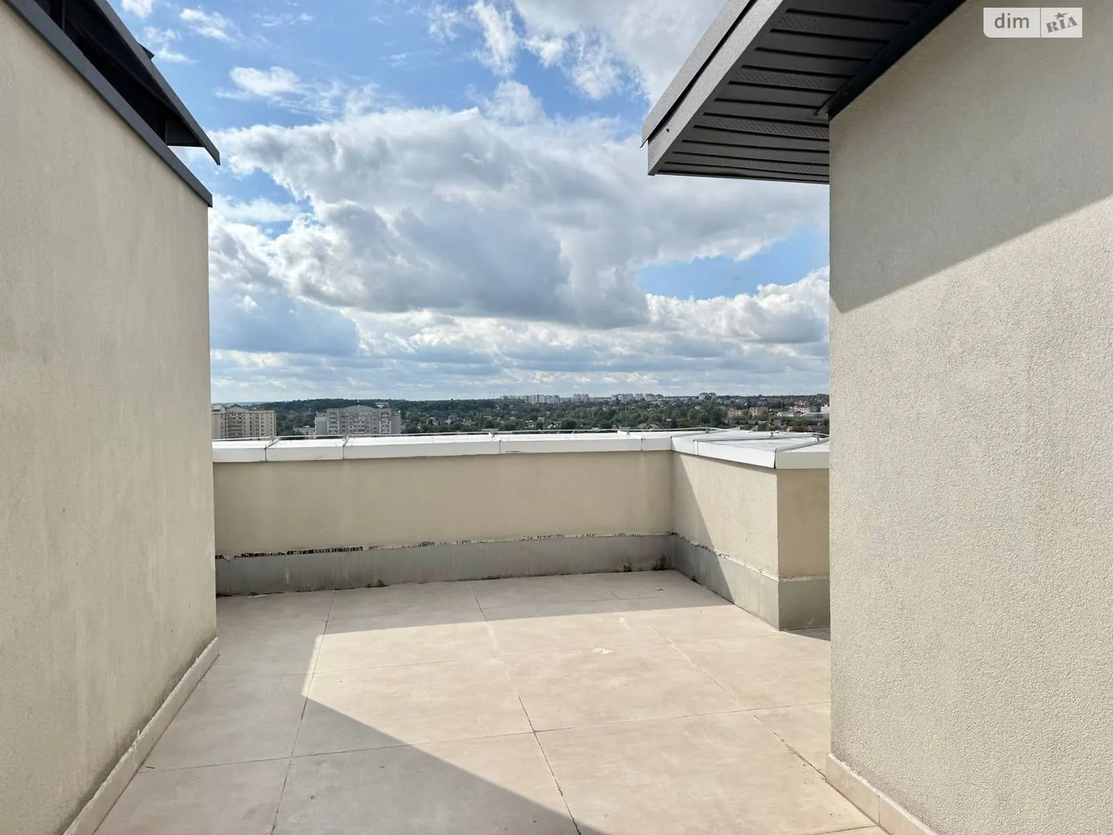 Продается 1-комнатная квартира 66.6 кв. м в Буче, ул. Ивана Кожедуба, 3А корпус 4Г - фото 1