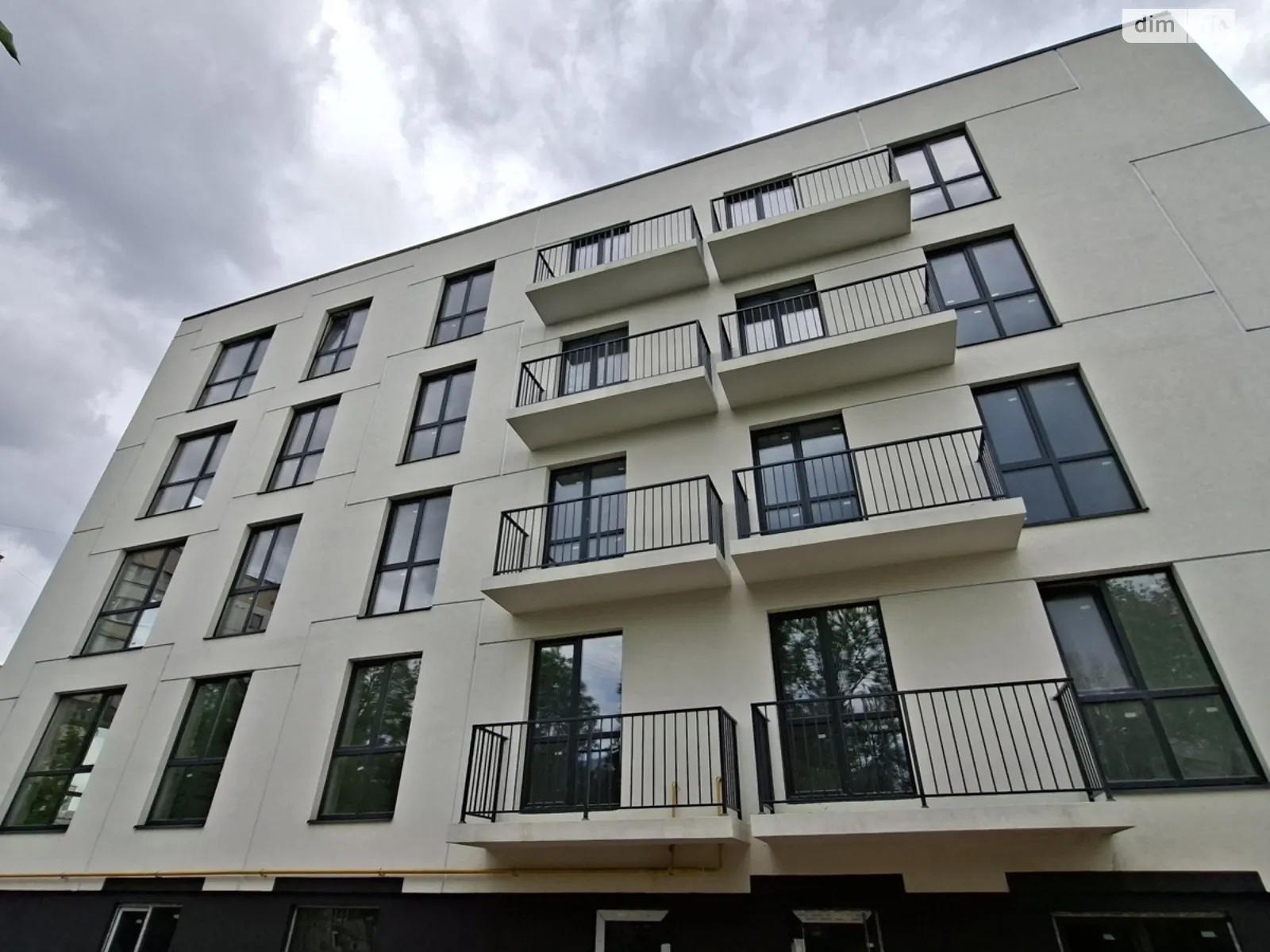 2-комнатная квартира 62.2 кв. м в Тернополе, ул. Стадниковой Софии - фото 1