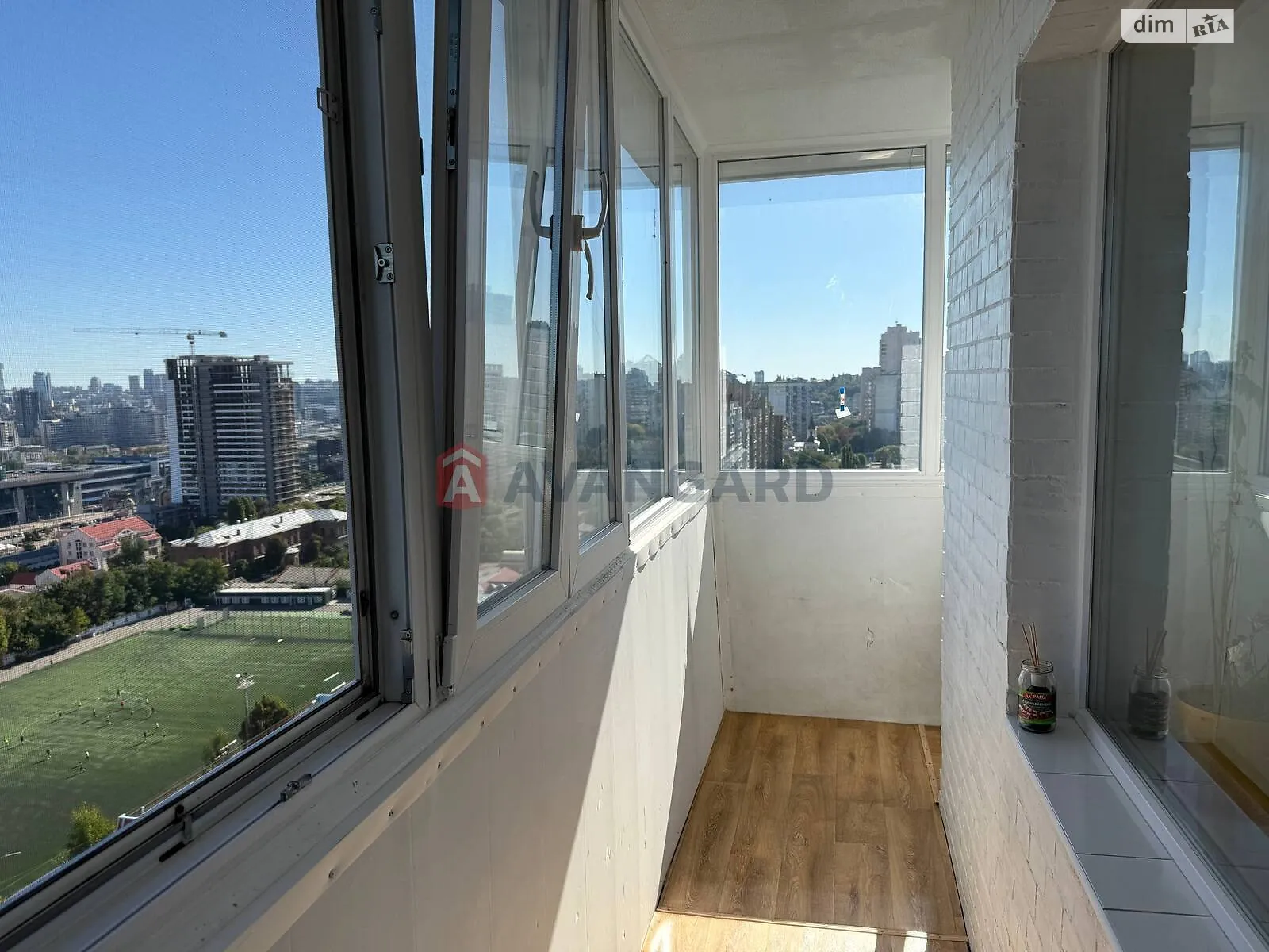 Продается 1-комнатная квартира 37 кв. м в Киеве, просп. Воздушных Сил(Воздухофлотский), 11/15 - фото 1