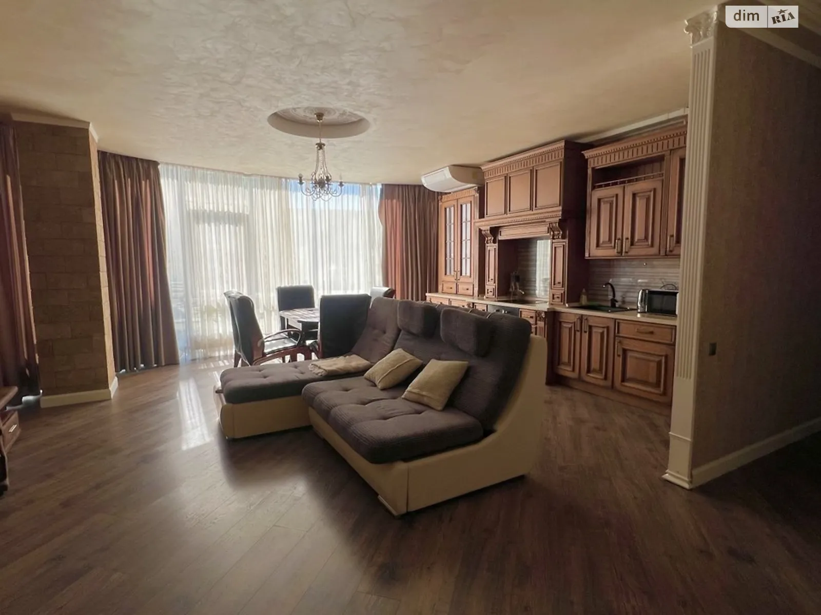 Сдается в аренду 2-комнатная квартира 120 кв. м в Одессе, плато Аркадийское(Гагаринское), 5/2 - фото 1