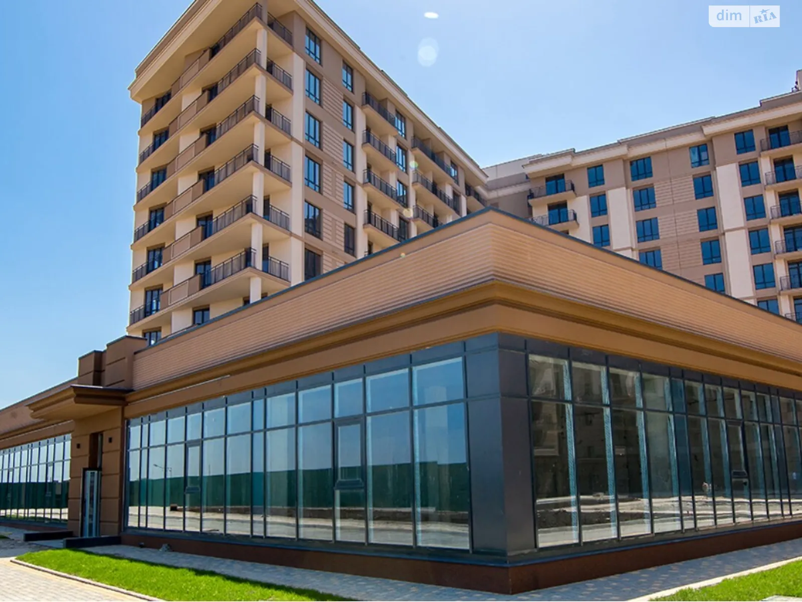 Продается 1-комнатная квартира 39 кв. м в Фонтанке, ул. Чехова - фото 1