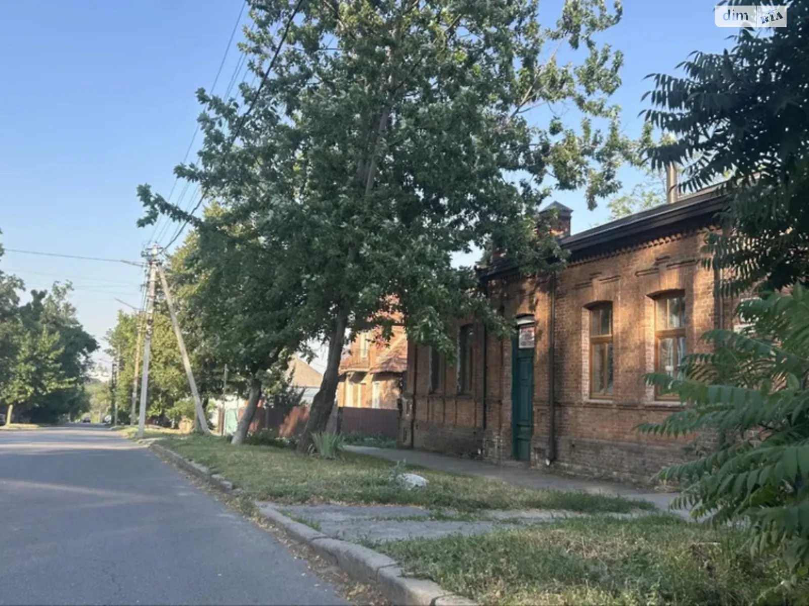 Продается одноэтажный дом 244 кв. м с баней/сауной, цена: 198000 $ - фото 1