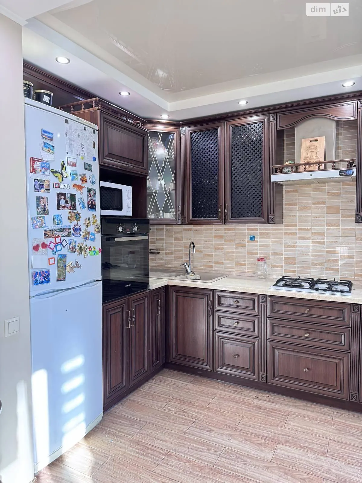 Продается 3-комнатная квартира 69 кв. м в Днепре, ул. Терещенковская, 2 - фото 1