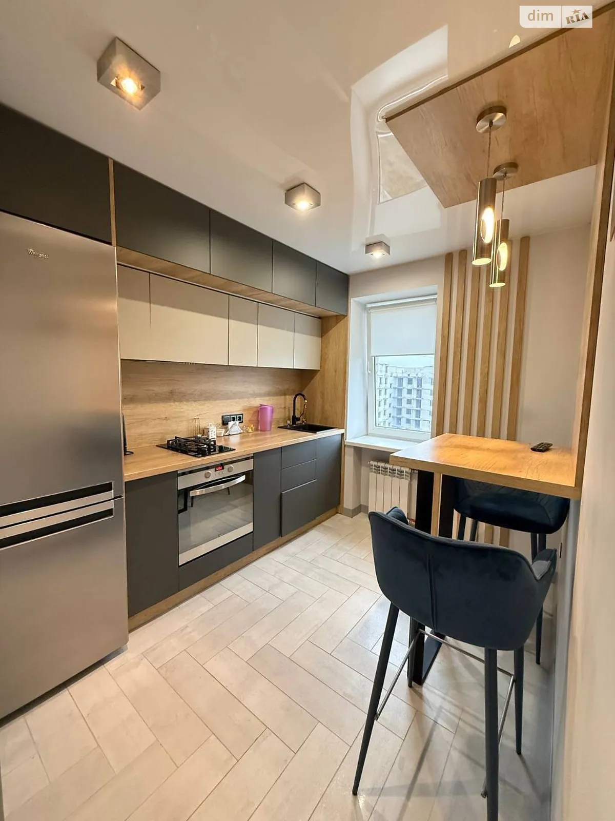 Продается 2-комнатная квартира 52 кв. м в Днепре, ул. Артековская, 14 - фото 1