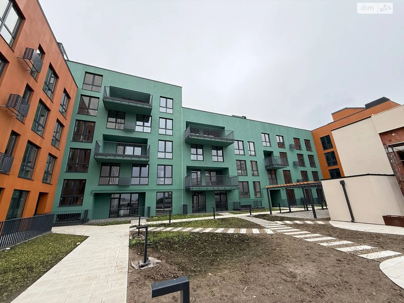 Продается 1-комнатная квартира 51.5 кв. м в Львове, ул. Любинская, 93 - фото 1