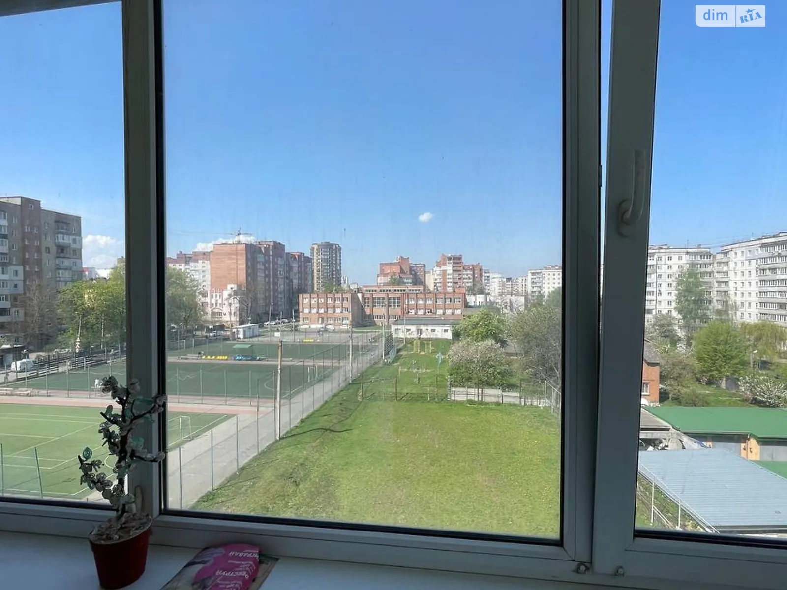 Продается 1-комнатная квартира 35 кв. м в Хмельницком, ул. Прибугская, 18Б - фото 1