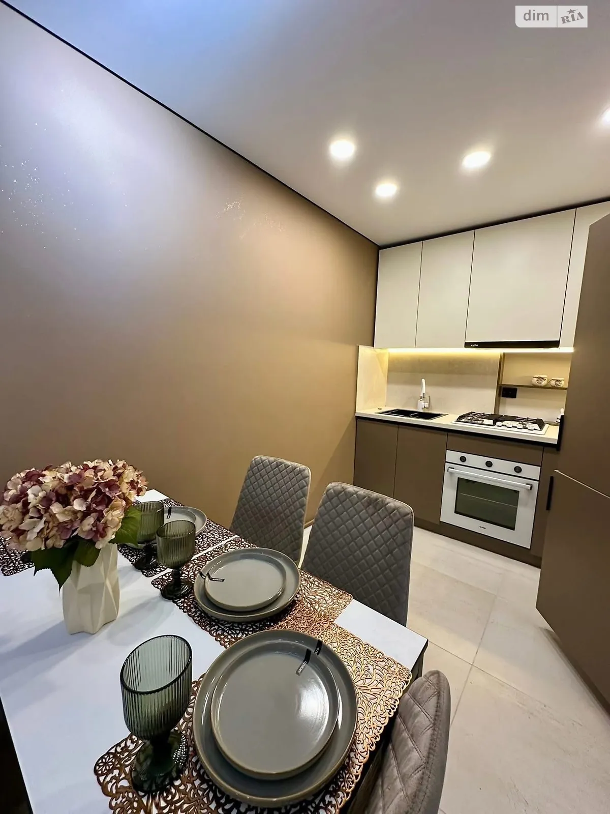 2-комнатная квартира 53 кв. м в, цена: 71500 $ - фото 1