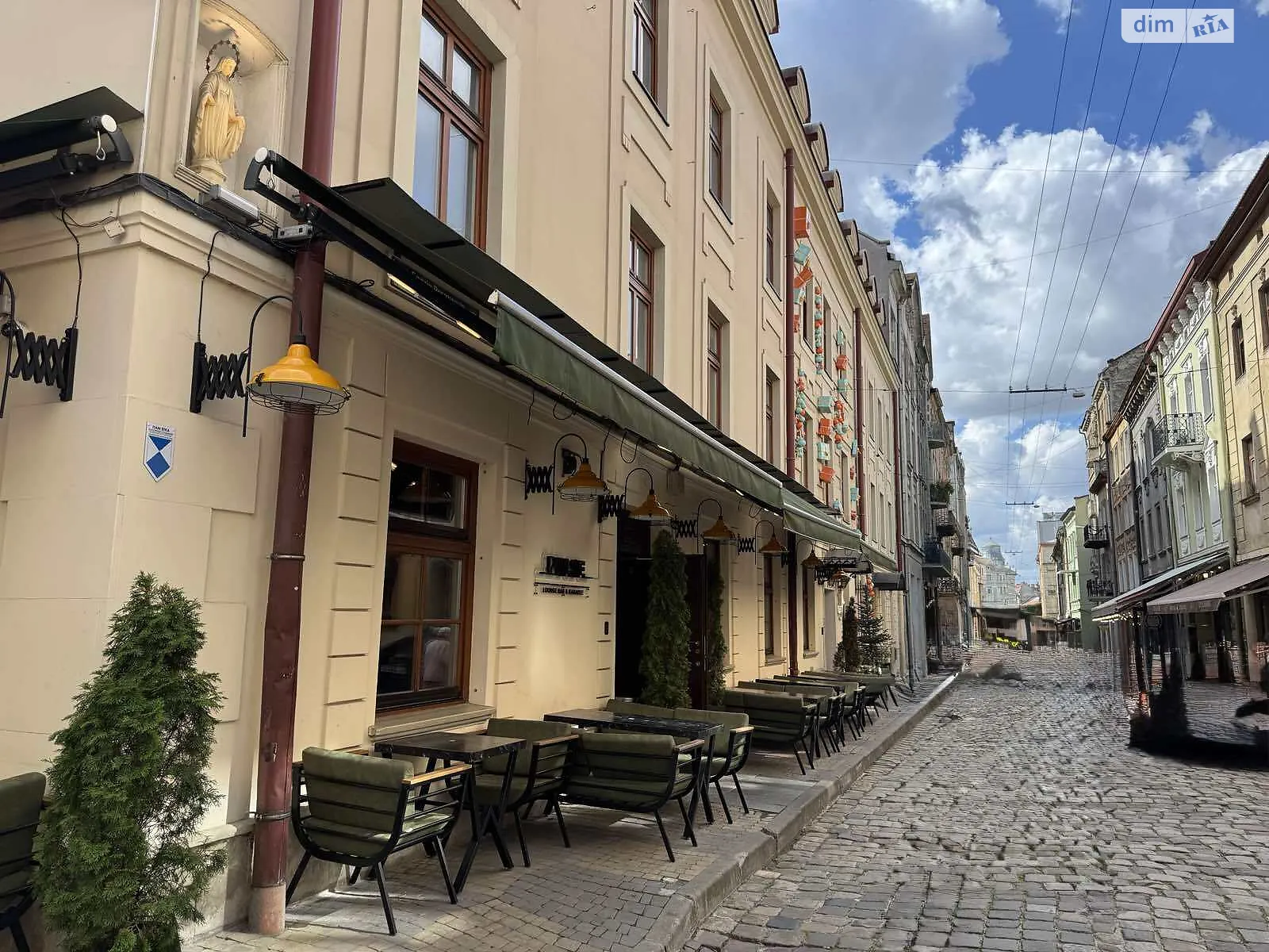 Сдается в аренду офис 152 кв. м в бизнес-центре, цена: 2300 $ - фото 1