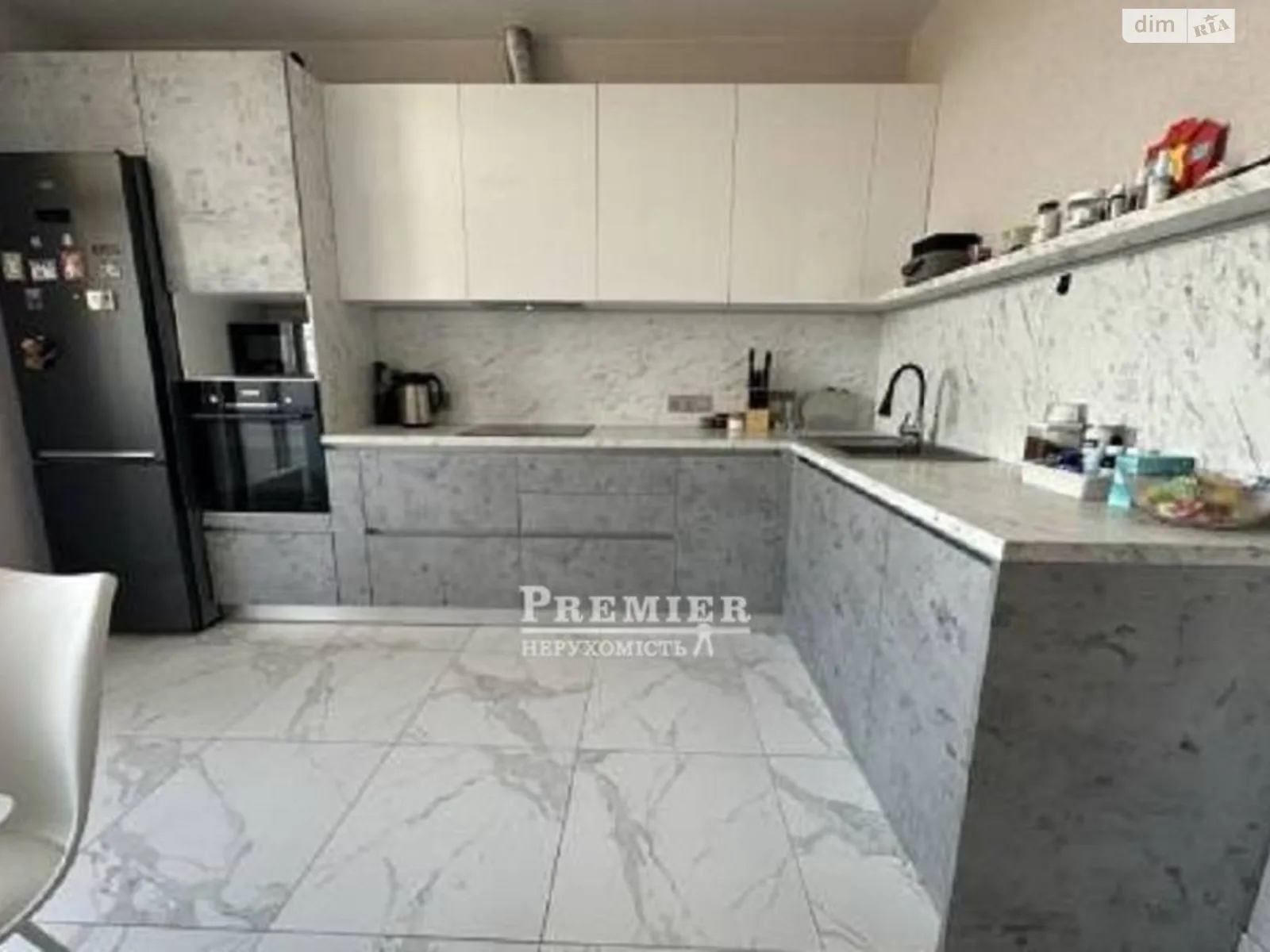 Продается 1-комнатная квартира 42.1 кв. м в Фонтанке, ул. Чехова - фото 1