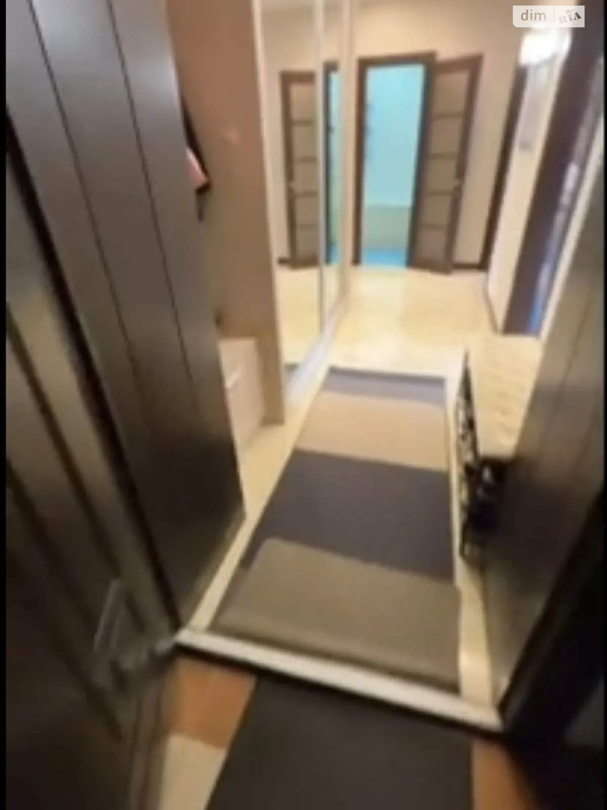 Продается 2-комнатная квартира 65 кв. м в Буче, бул. Богдана Хмельницкого, 19 - фото 1