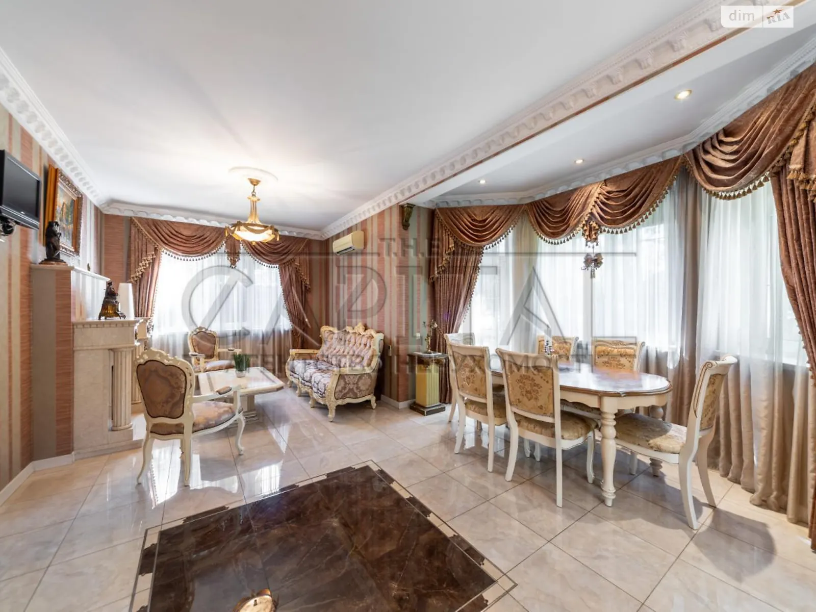 Продается дом на 2 этажа 170 кв. м с бассейном, цена: 290000 $ - фото 1