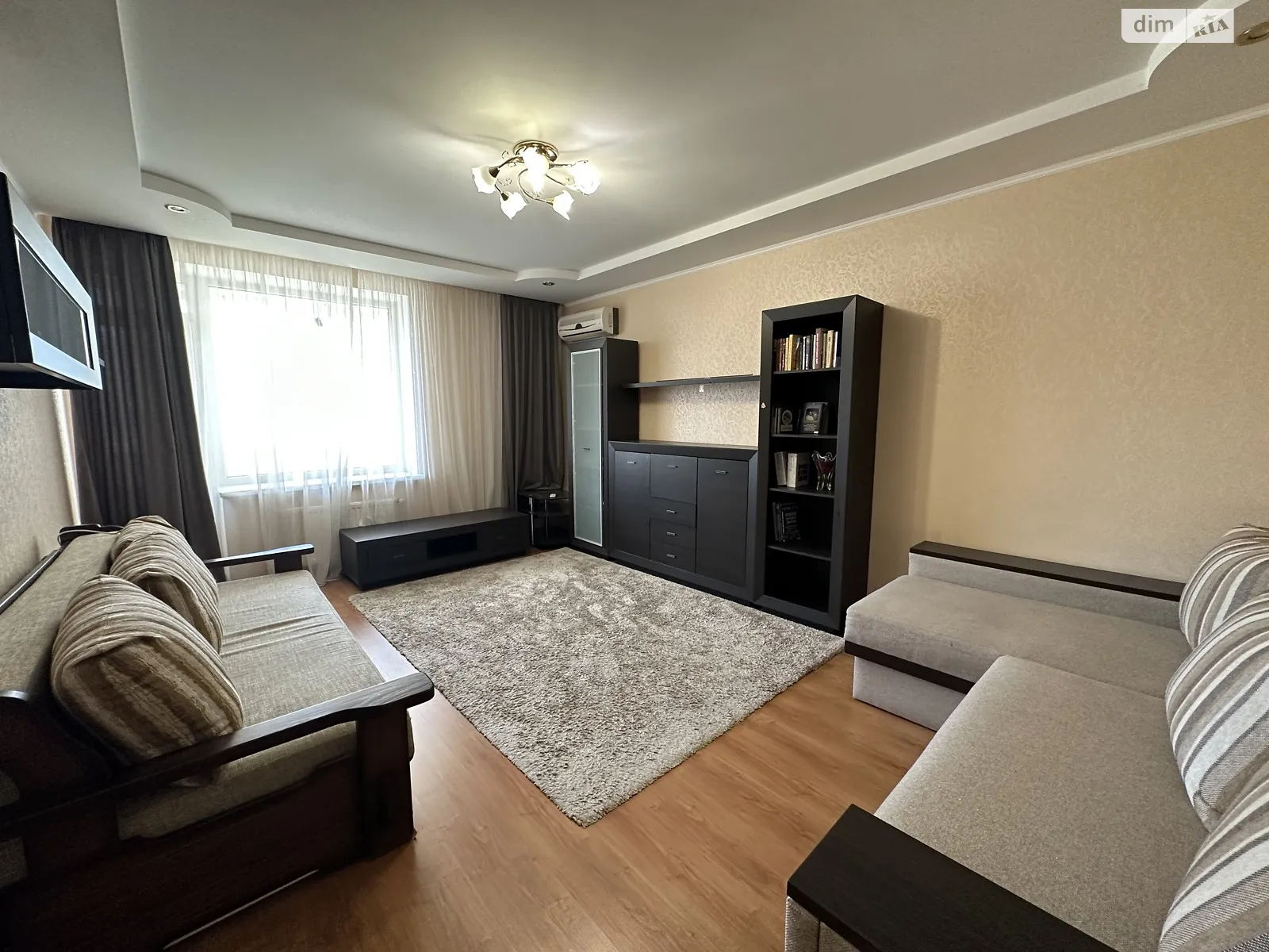 Продается 3-комнатная квартира 91.1 кв. м в Одессе, ул. Парковая - фото 1