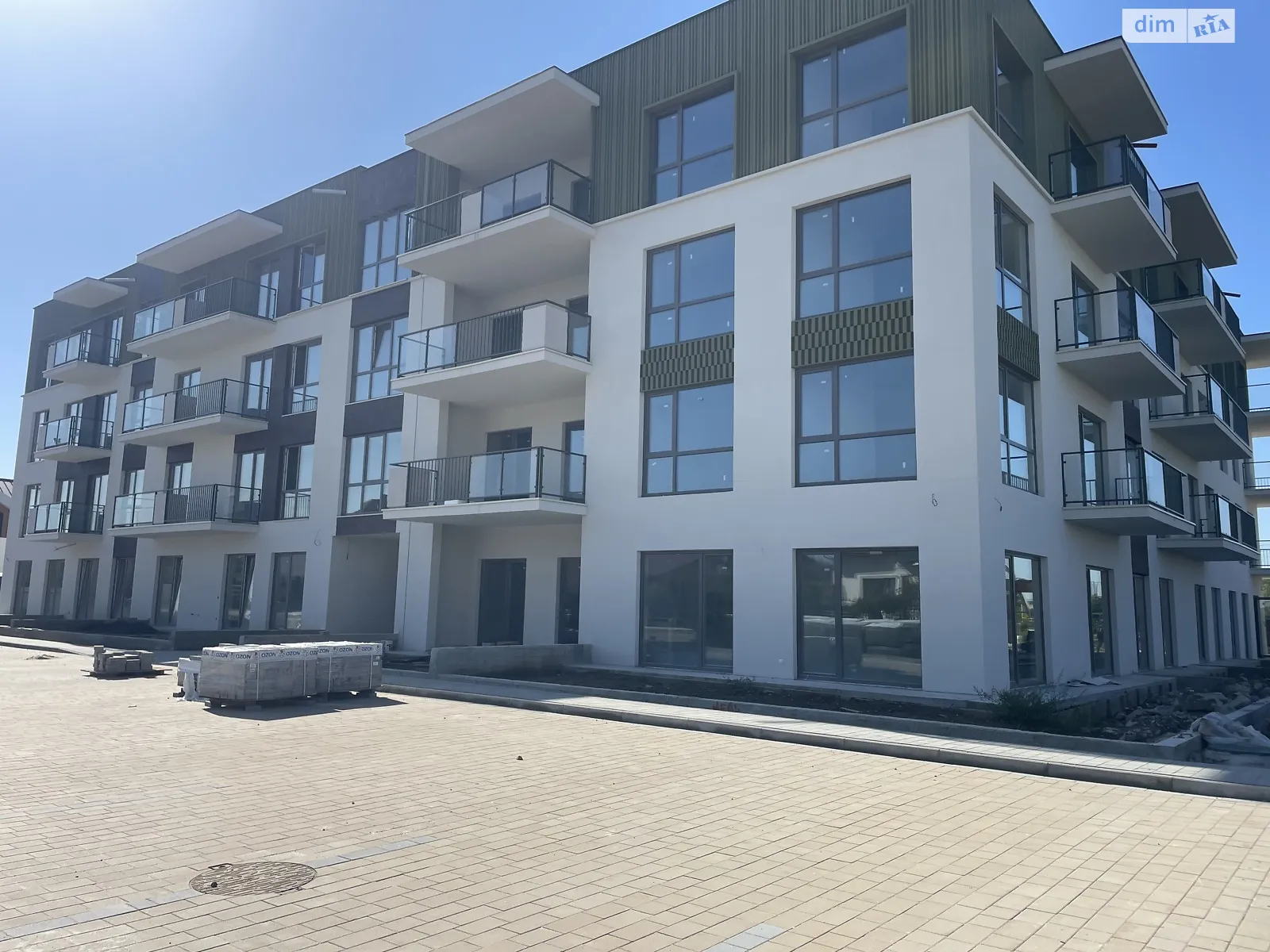 Продается 1-комнатная квартира 38.95 кв. м в Минае, пер. Кучерявый - фото 1