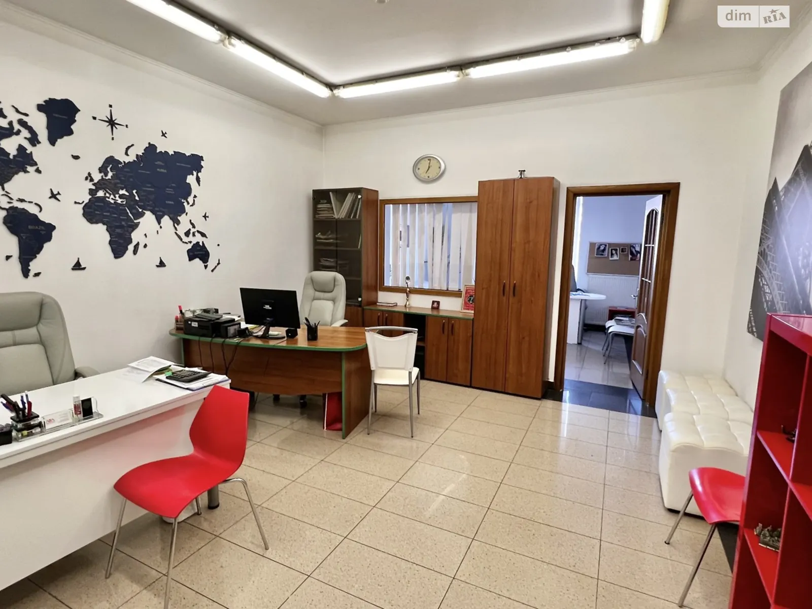 Сдается в аренду офис 50 кв. м в бизнес-центре, цена: 16000 грн - фото 1
